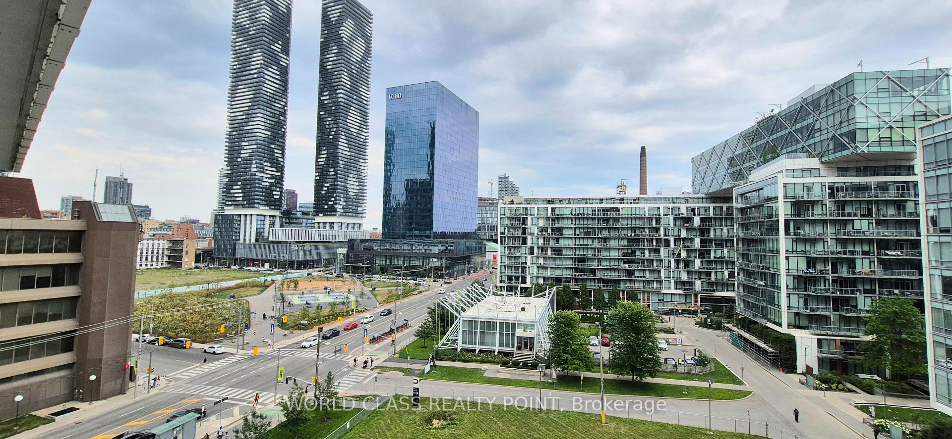 Photo 3 of Unit 724, 15 Queens Quay E, Toronto, Waterfront Communities — HOMEH