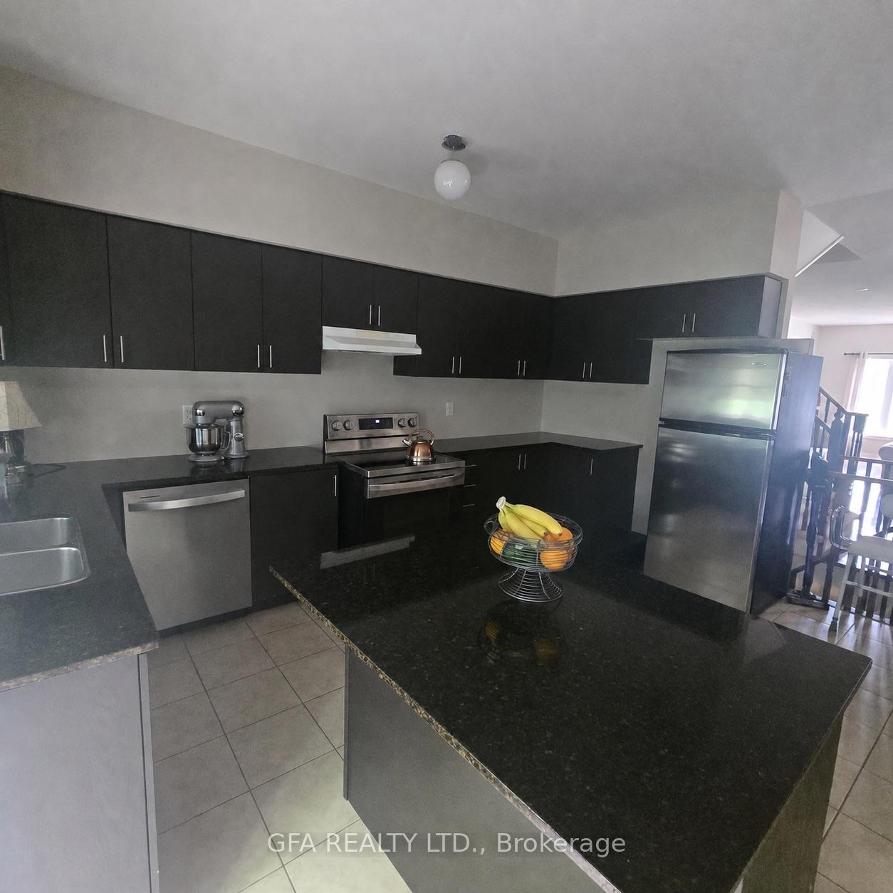Photo 5 of Unit 9, 2600 Glengarry Road, Mississauga, Erindale — HOMEH