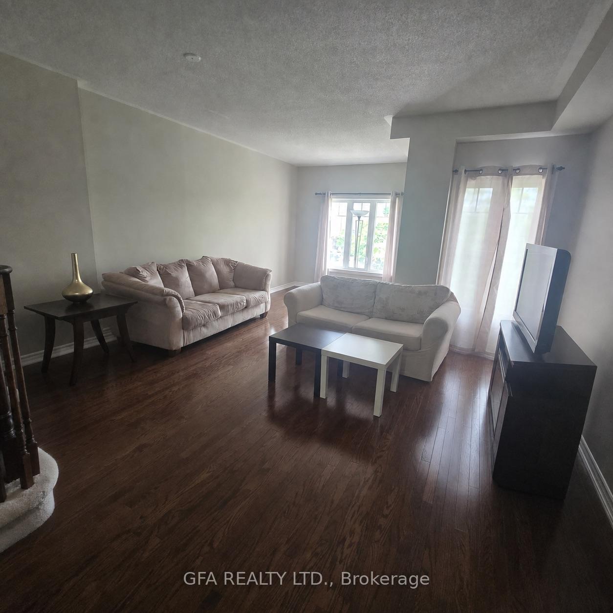 Photo 7 of Unit 9, 2600 Glengarry Road, Mississauga, Erindale — HOMEH