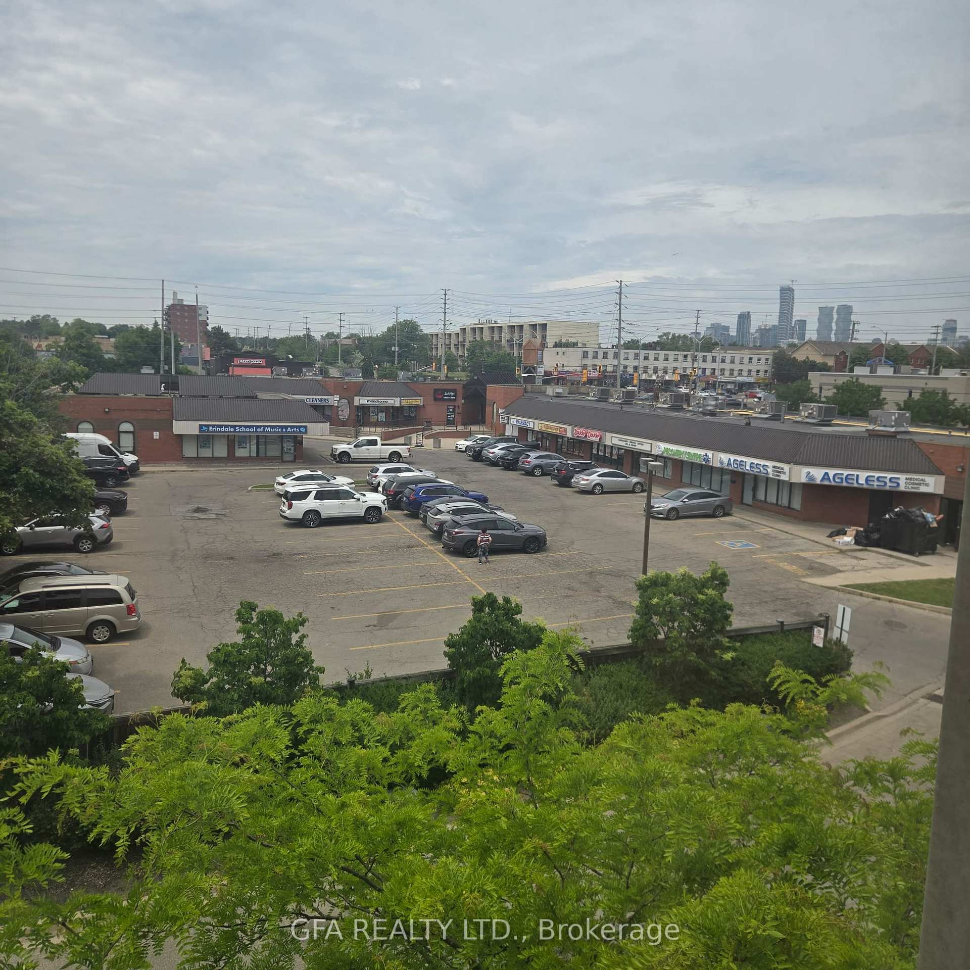 Photo 17 of Unit 9, 2600 Glengarry Road, Mississauga, Erindale — HOMEH