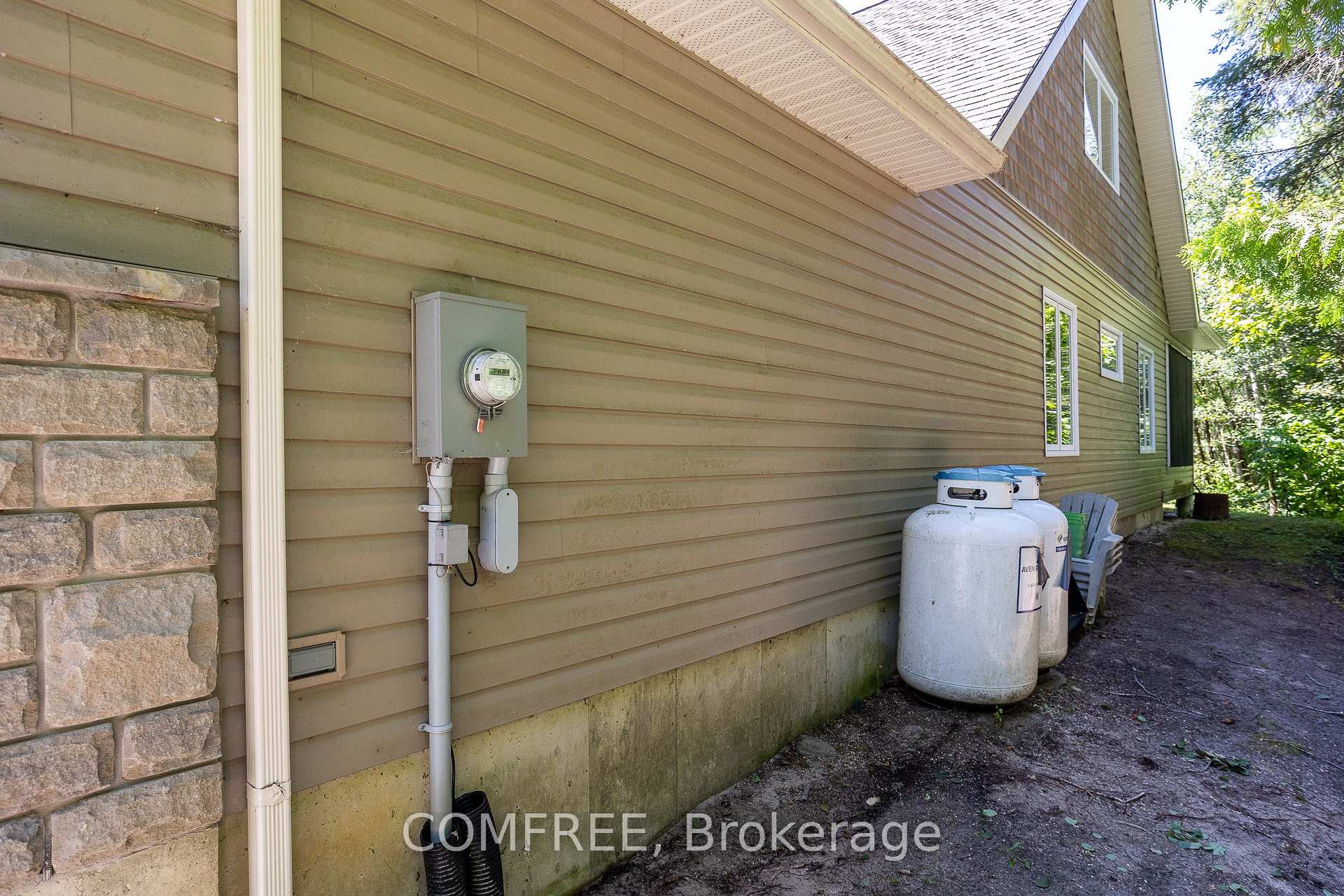 Photo 12 of 38 Bell Drive, Northern Bruce Peninsula — HOMEH