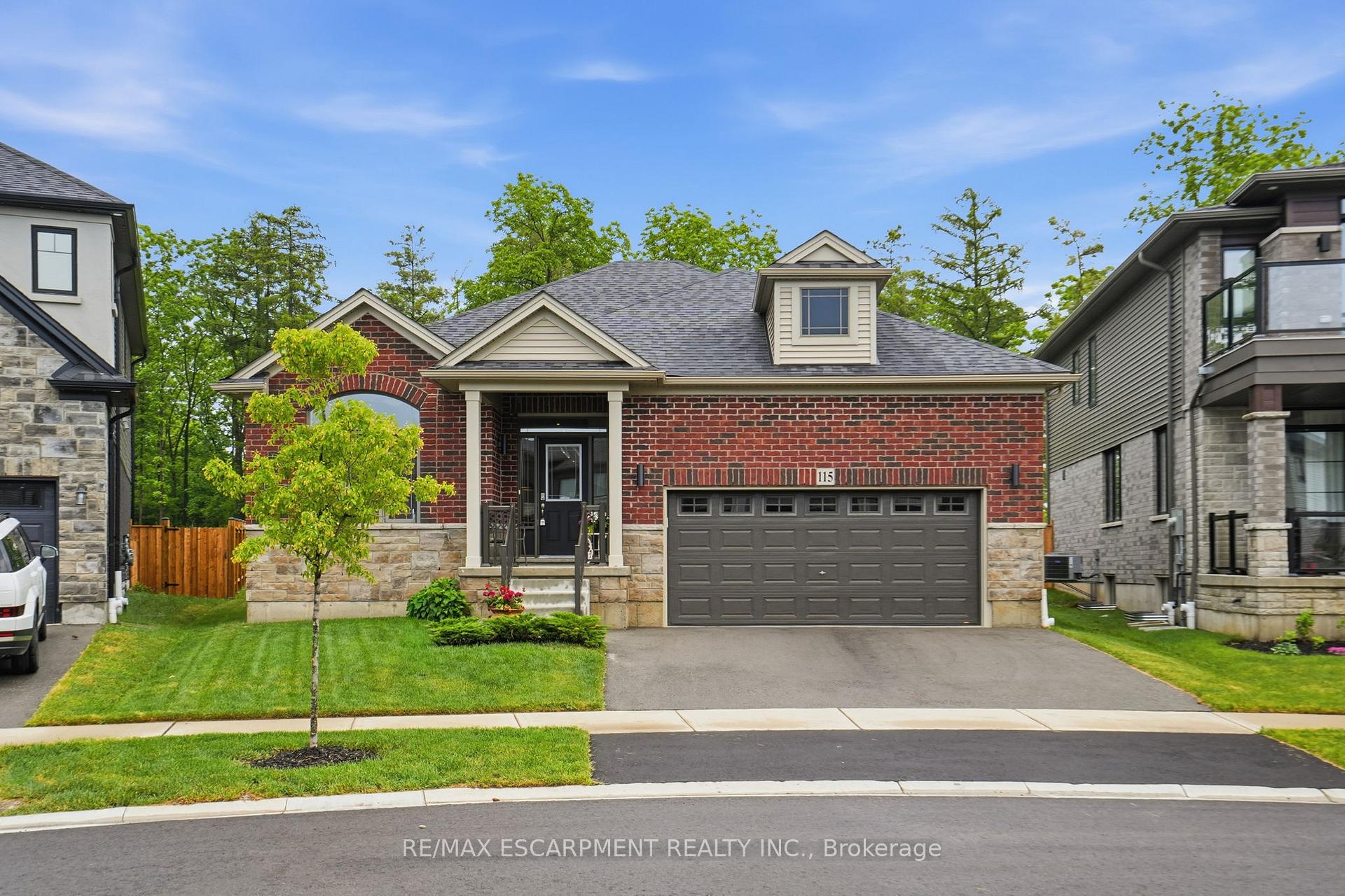 Photo 2 of 115 Daugaard Avenue, Brant, Paris — HOMEH