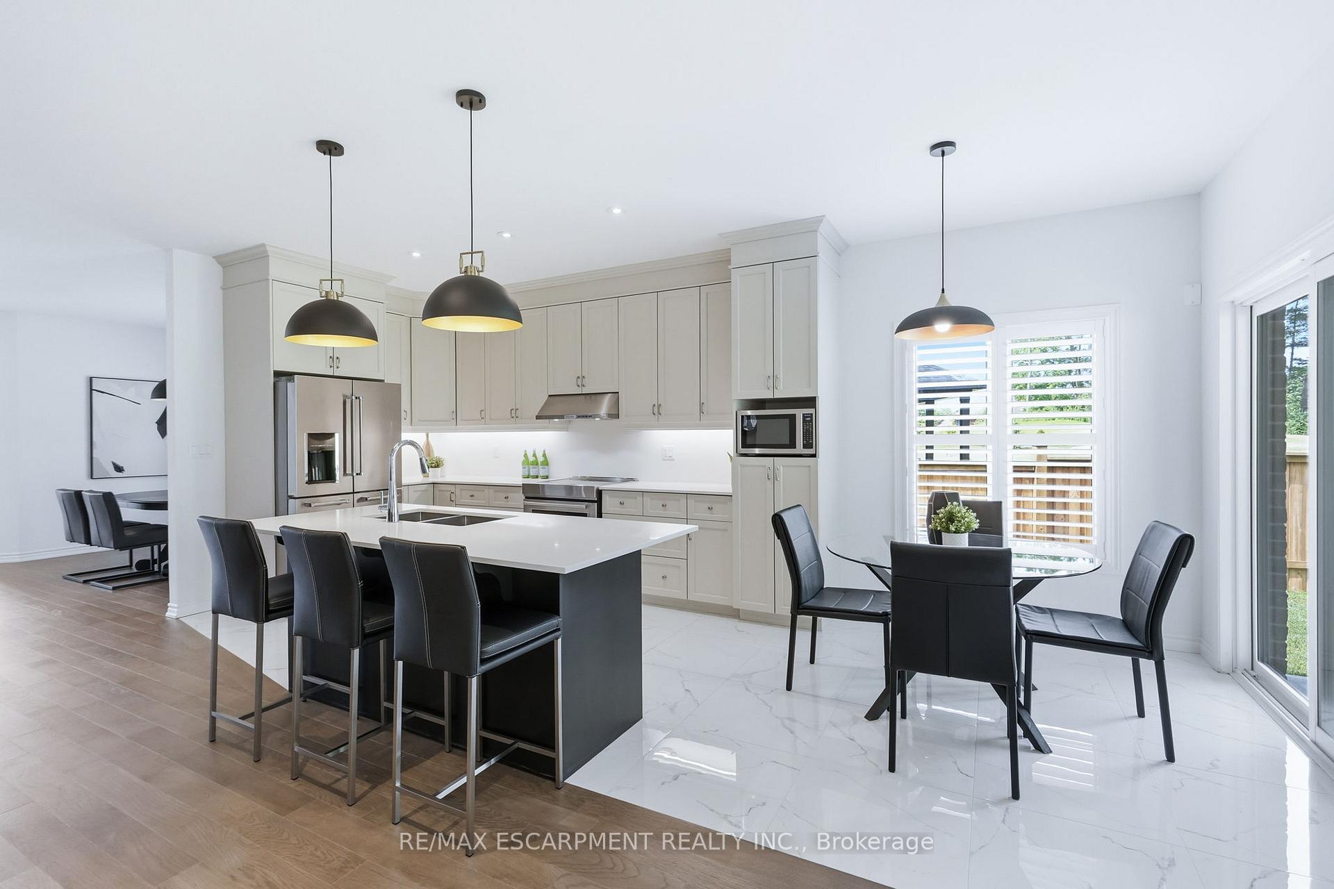 Photo 11 of 115 Daugaard Avenue, Brant, Paris — HOMEH