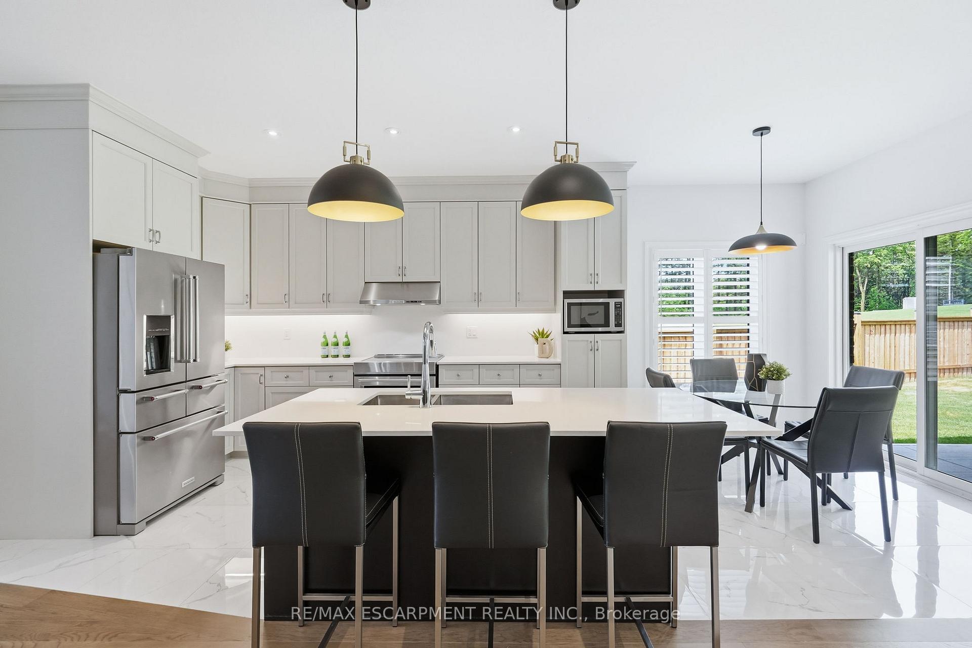 Photo 13 of 115 Daugaard Avenue, Brant, Paris — HOMEH
