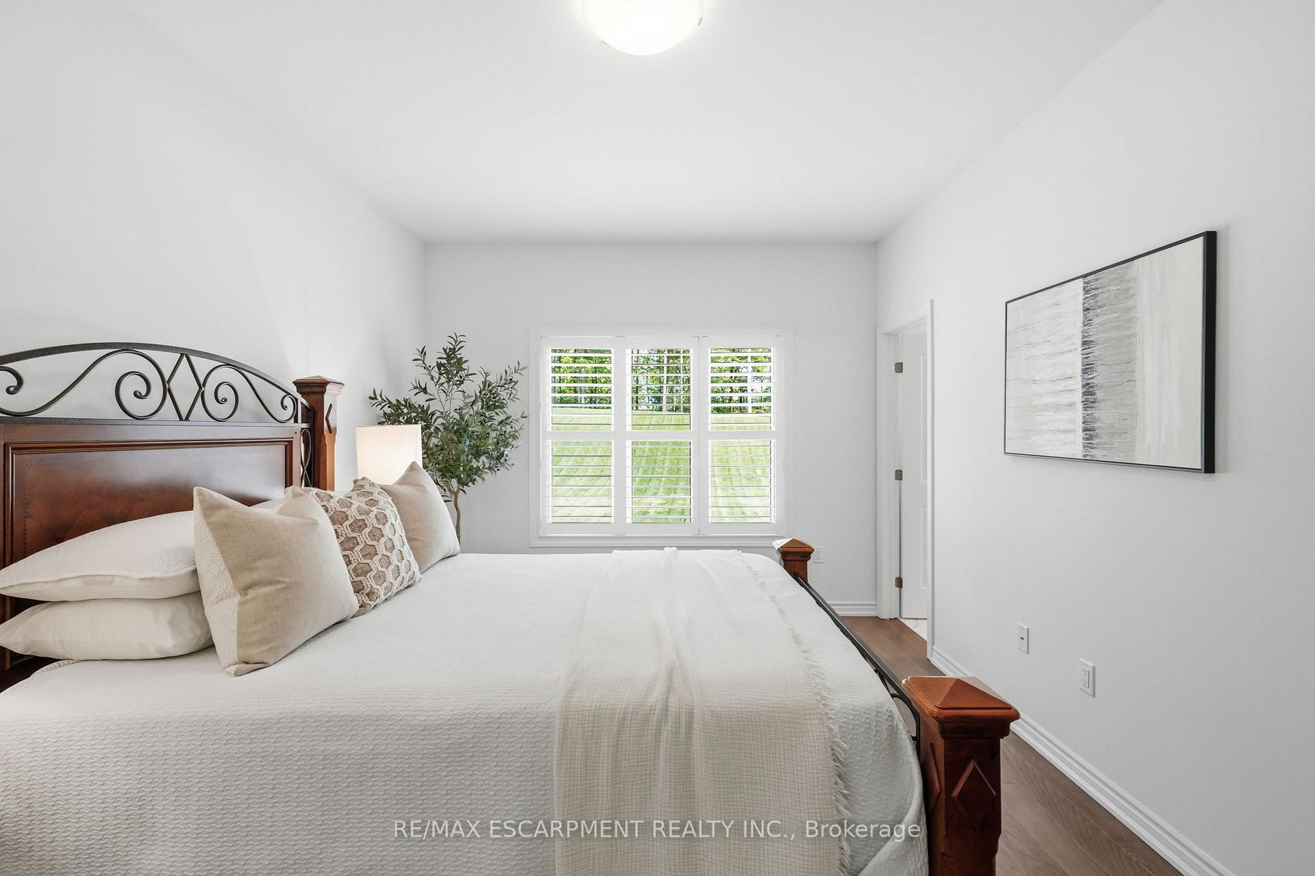 Photo 26 of 115 Daugaard Avenue, Brant, Paris — HOMEH