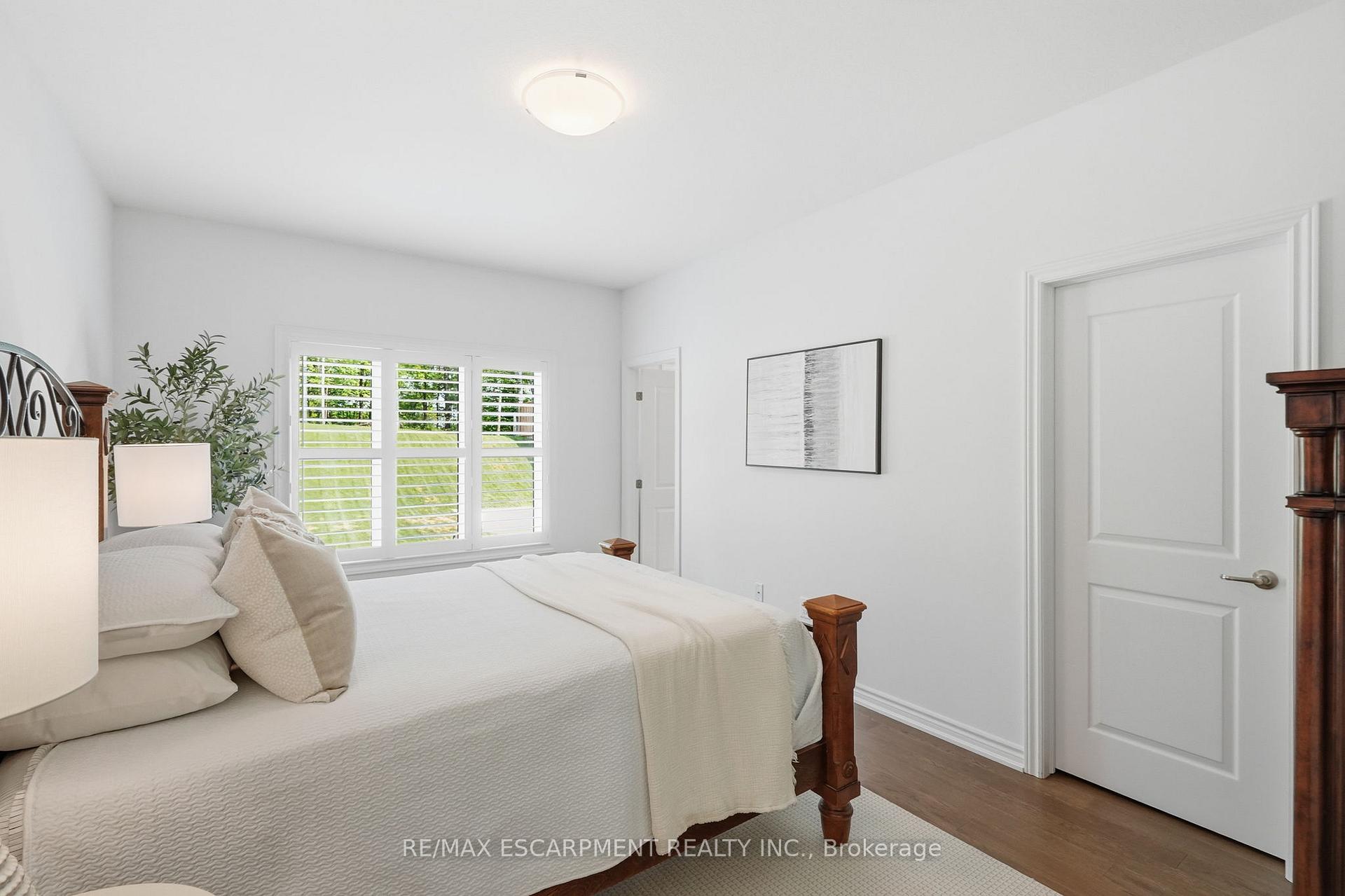Photo 27 of 115 Daugaard Avenue, Brant, Paris — HOMEH