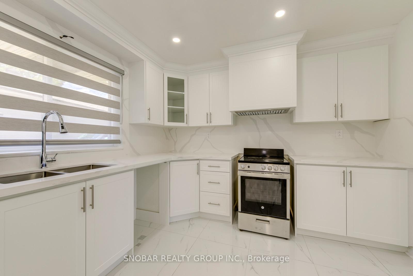 Photo 16 of 99 Jeffcoat Drive, Etobicoke, West Humber-Clairville — HOMEH
