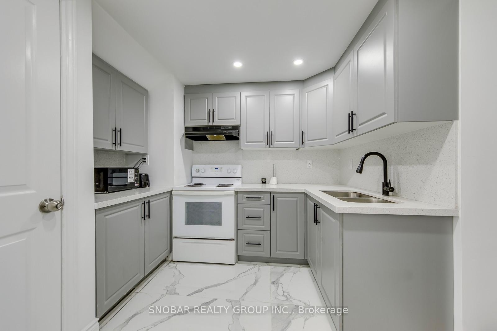 Photo 31 of 99 Jeffcoat Drive, Etobicoke, West Humber-Clairville — HOMEH