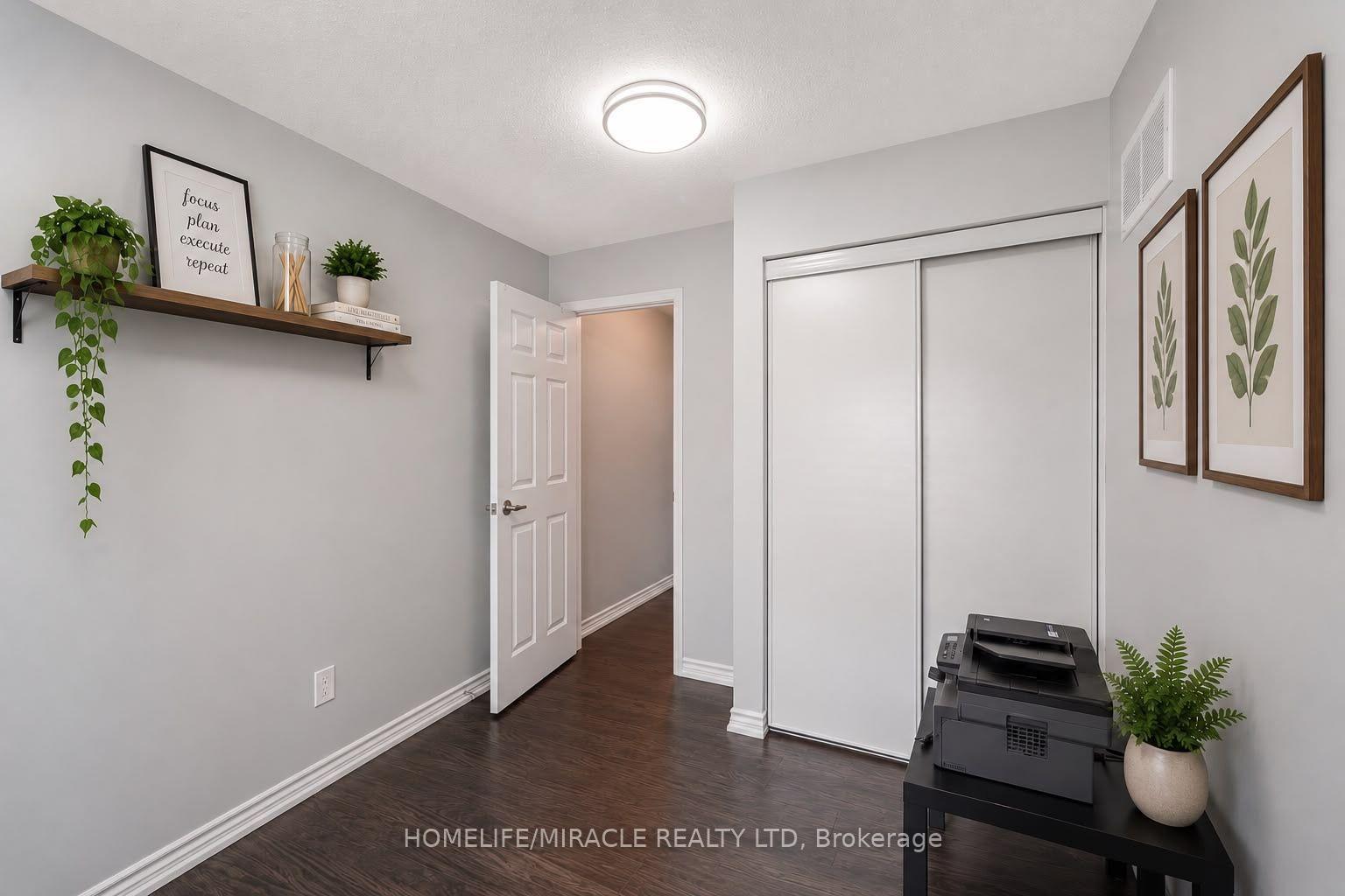 Photo 23 of 24 Metro Crescent, Brampton, Northwest Brampton — HOMEH