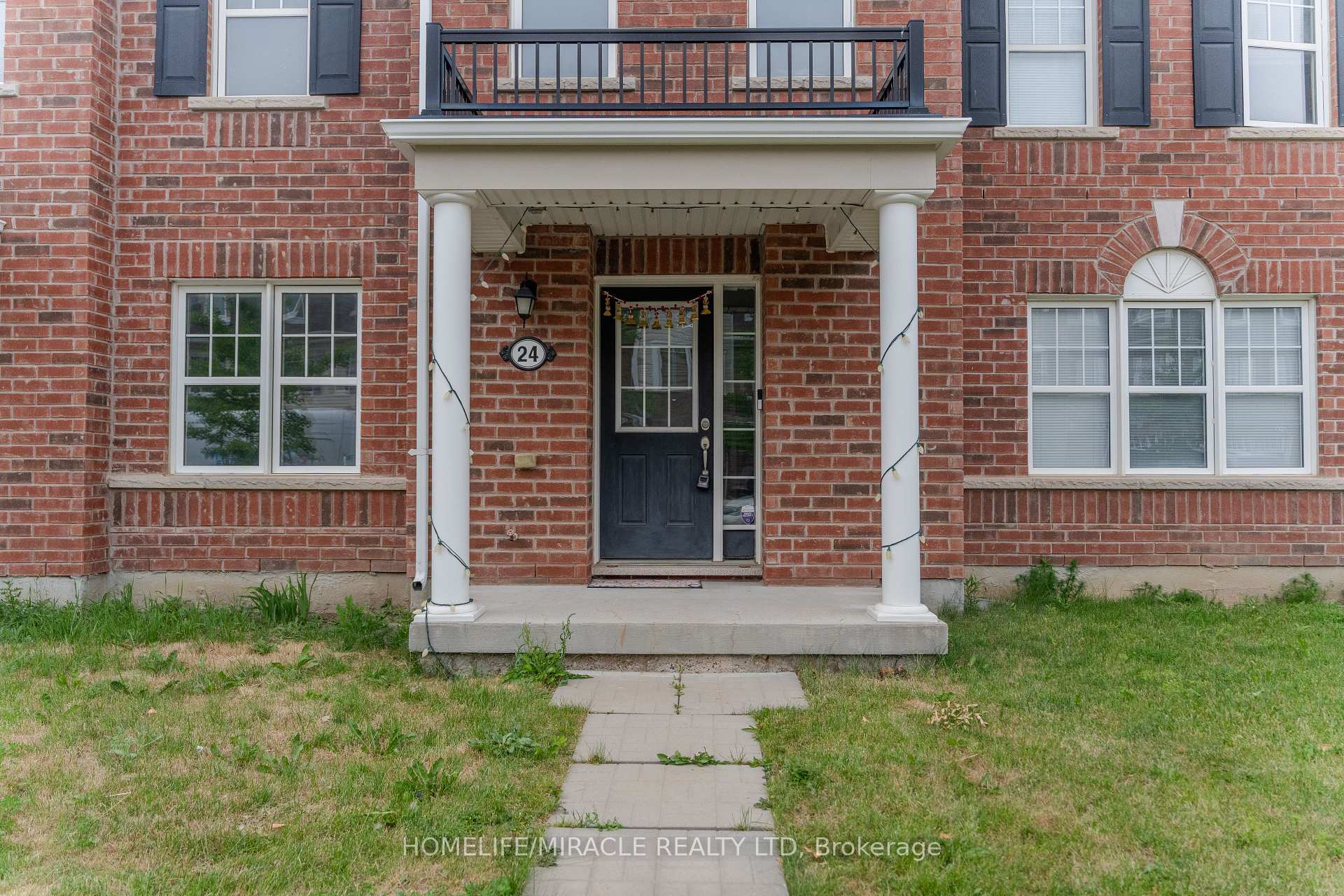 Photo 28 of 24 Metro Crescent, Brampton, Northwest Brampton — HOMEH