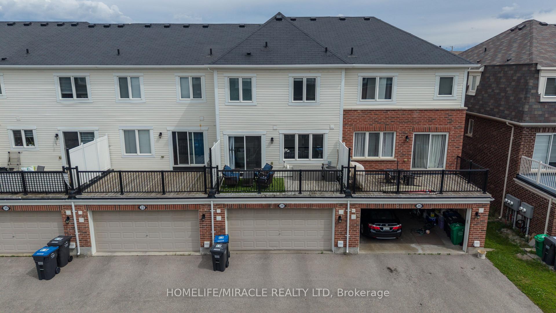 Photo 29 of 24 Metro Crescent, Brampton, Northwest Brampton — HOMEH