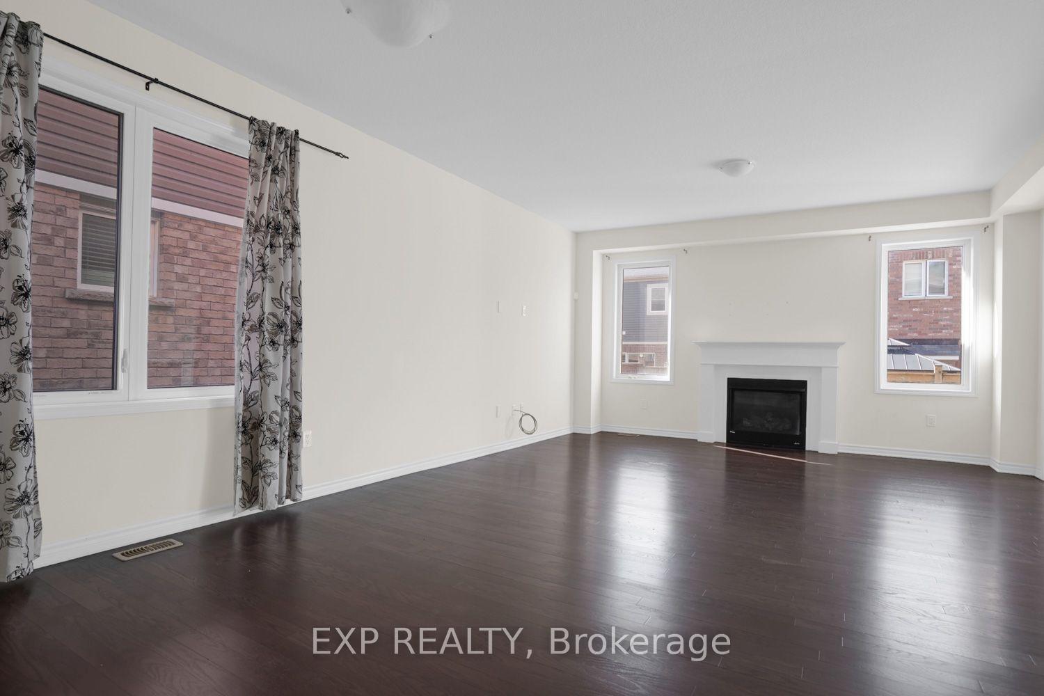 Photo 6 of 353 Grovehill Crescent, Kitchener, Trussler — HOMEH