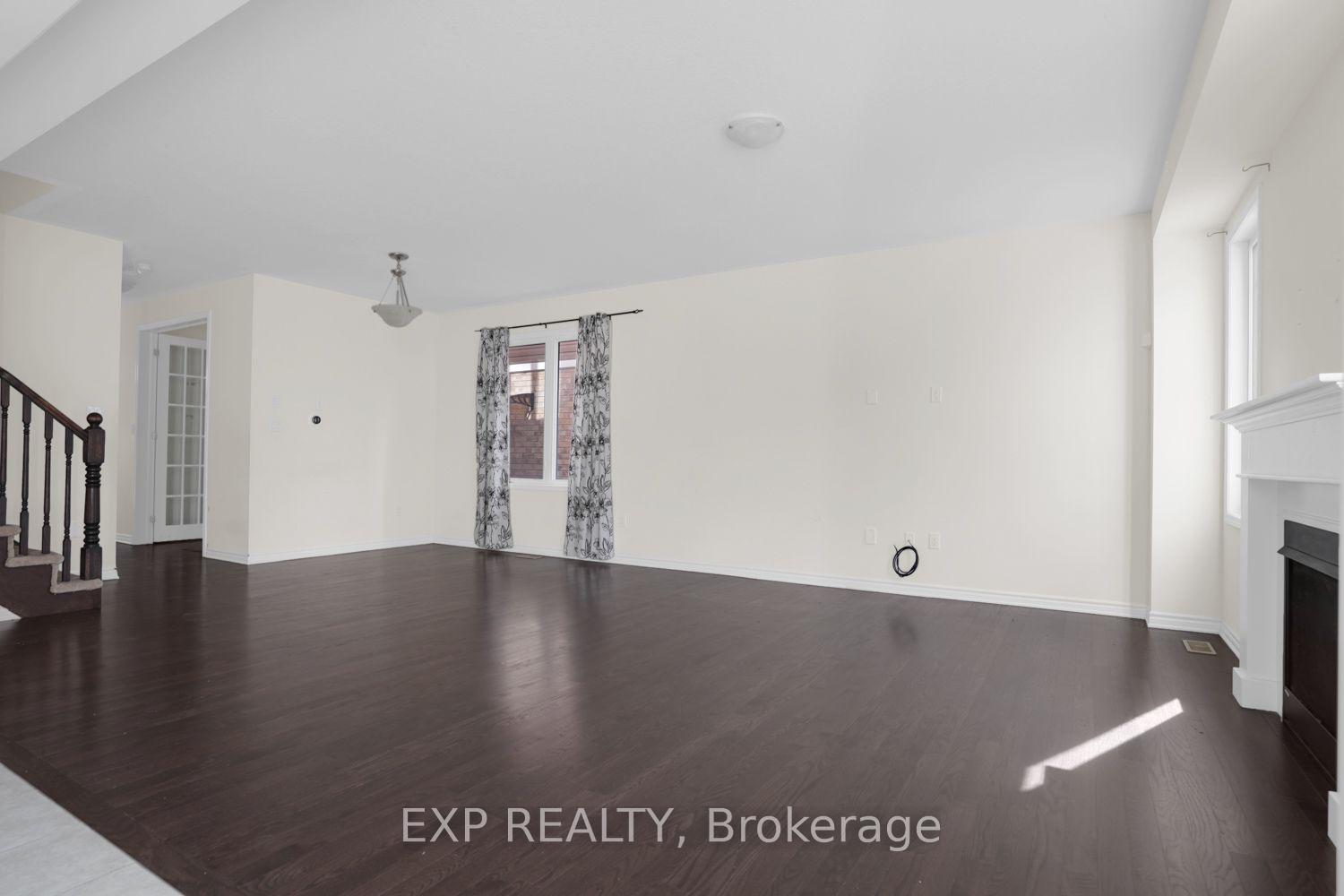Photo 10 of 353 Grovehill Crescent, Kitchener, Trussler — HOMEH