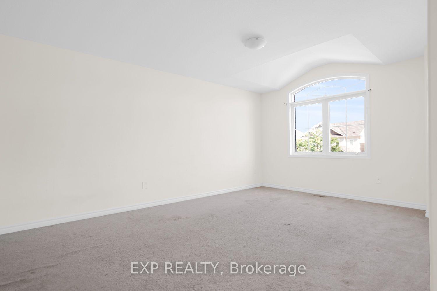 Photo 14 of 353 Grovehill Crescent, Kitchener, Trussler — HOMEH