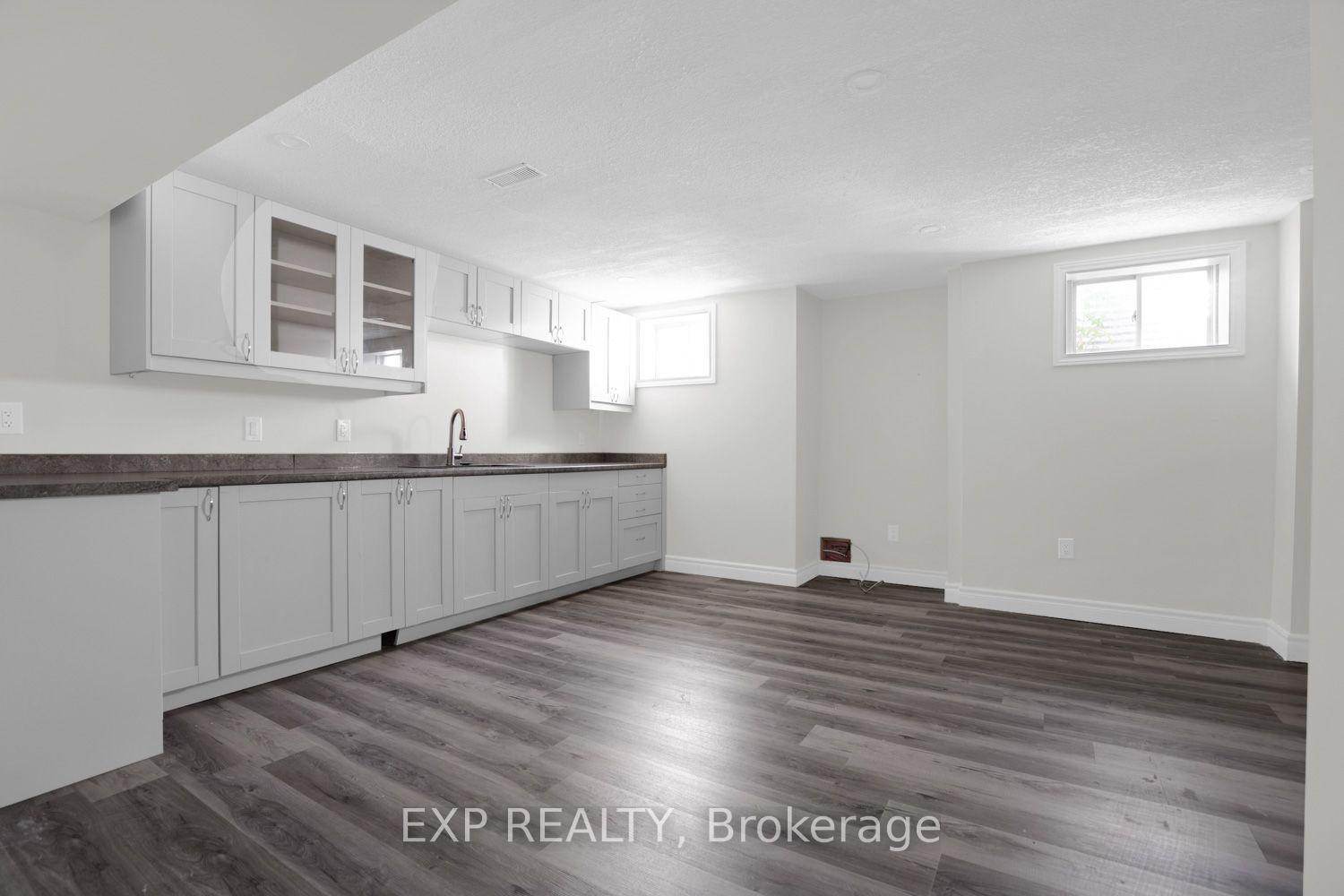 Photo 27 of 353 Grovehill Crescent, Kitchener, Trussler — HOMEH