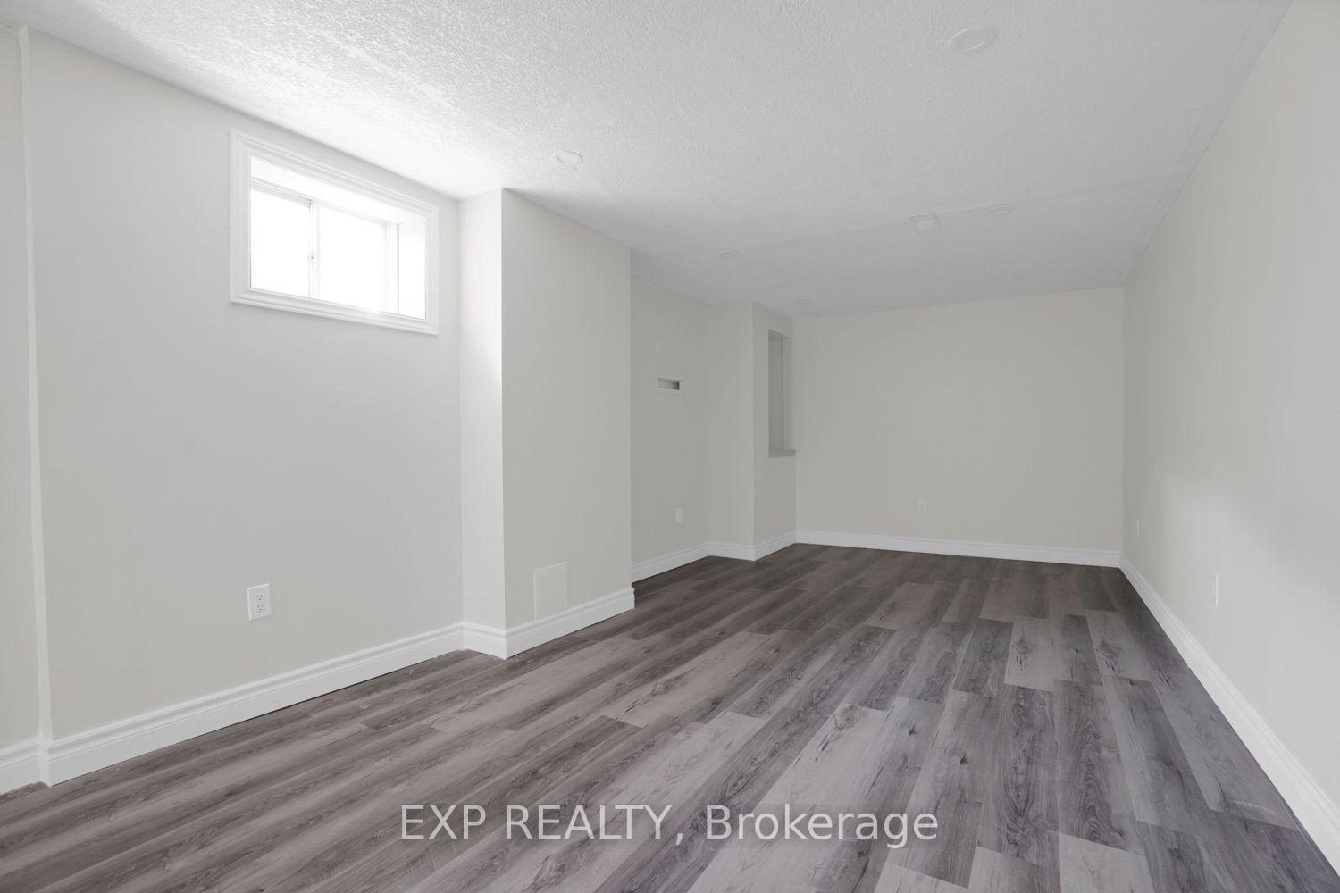 Photo 28 of 353 Grovehill Crescent, Kitchener, Trussler — HOMEH