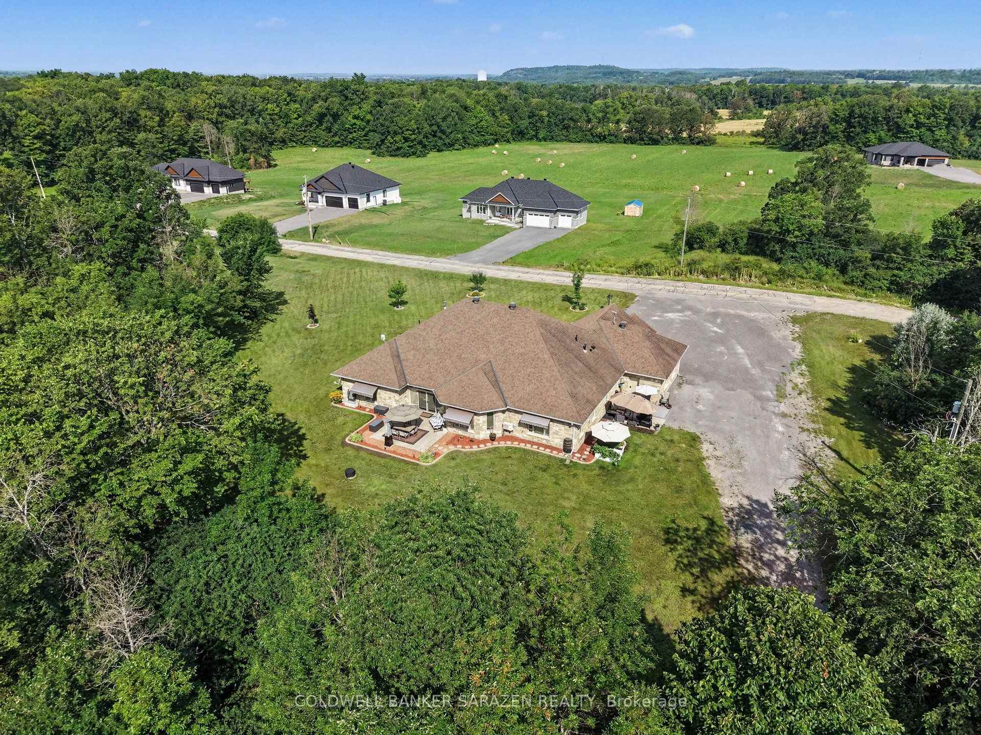 Photo 40 of 1159 Jamieson Lane, Renfrew, Renfrew — HOMEH