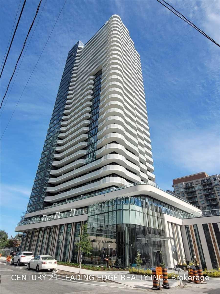 Front of Unit 1101, 15 Holmes Avenue