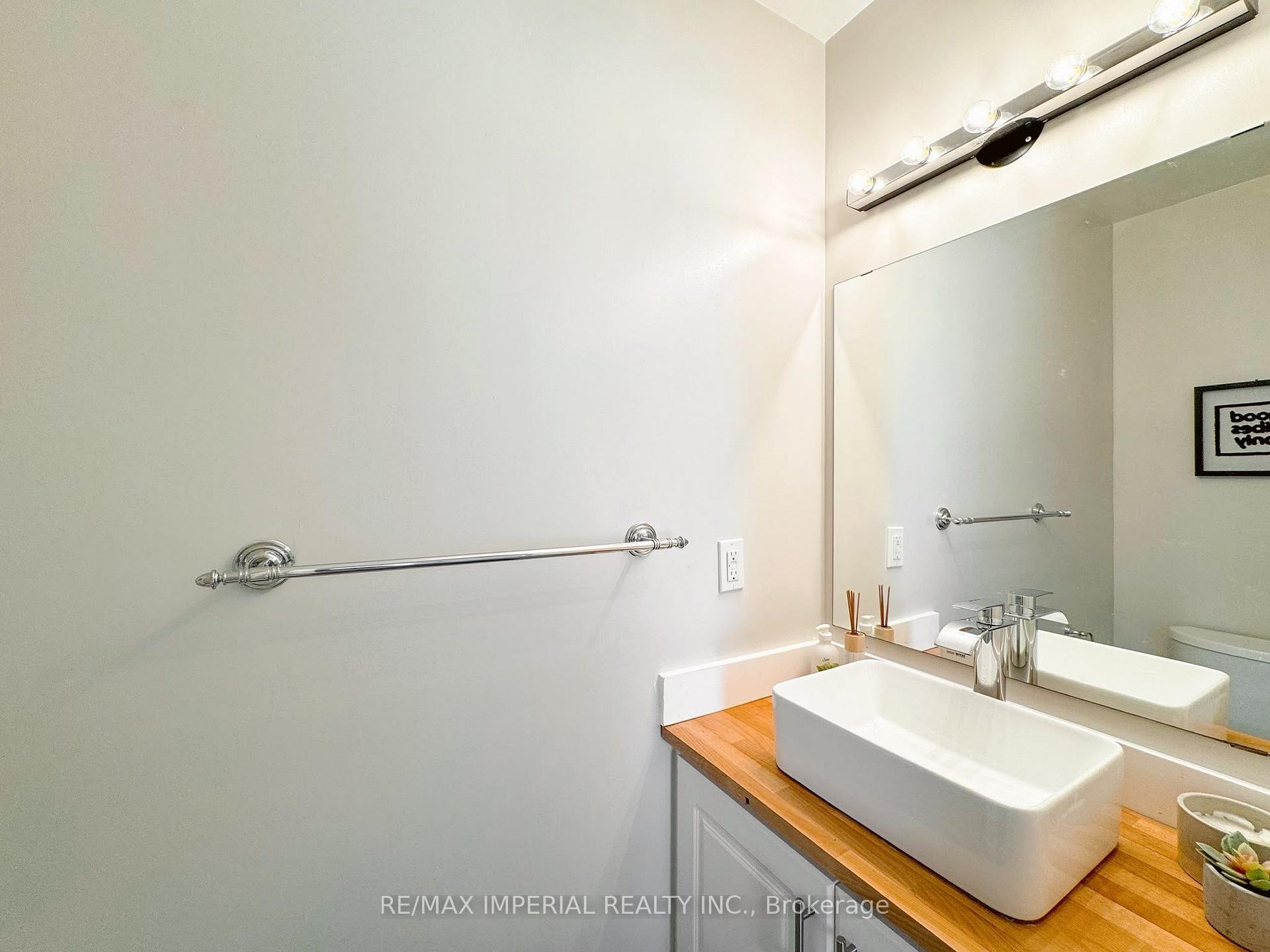 Photo 26 of 2531 Windjammer Road, Mississauga, Erin Mills — HOMEH