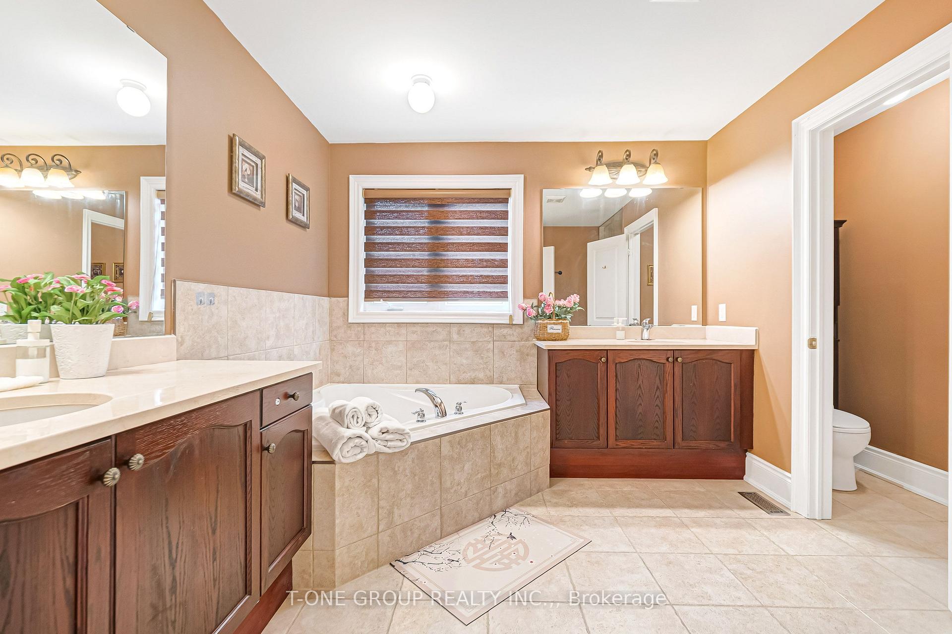 Photo 14 of 261 Angus Glen Boulevard, Markham, Devil's Elbow — HOMEH