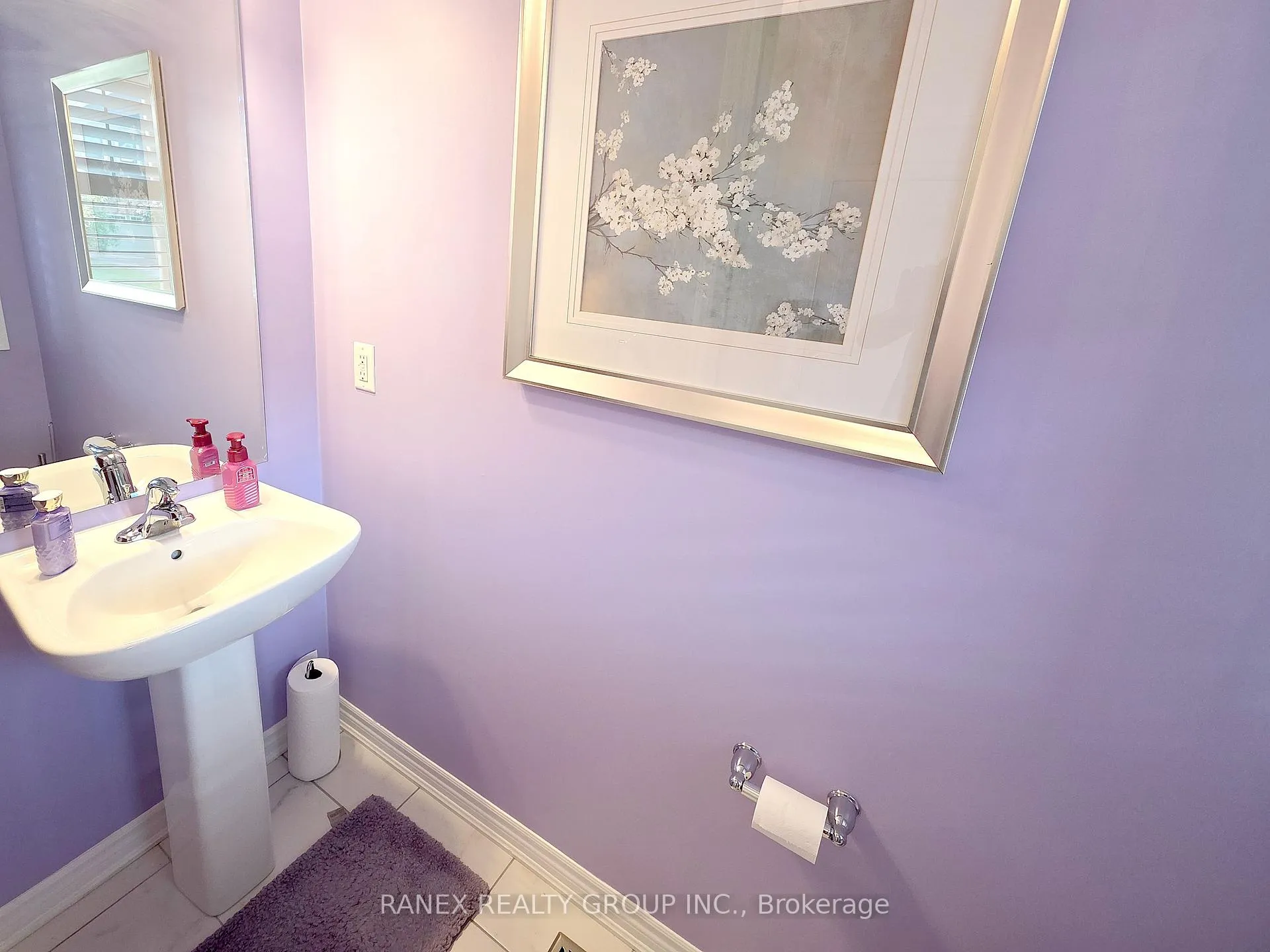 Photo 4 of 13 Littlebeck Crescent, Whitby, Rolling Acres — HOMEH