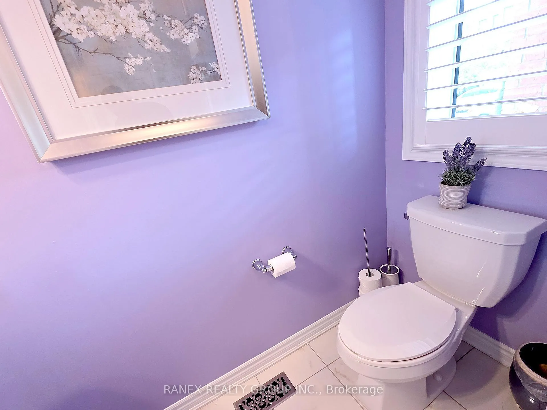 Photo 5 of 13 Littlebeck Crescent, Whitby, Rolling Acres — HOMEH