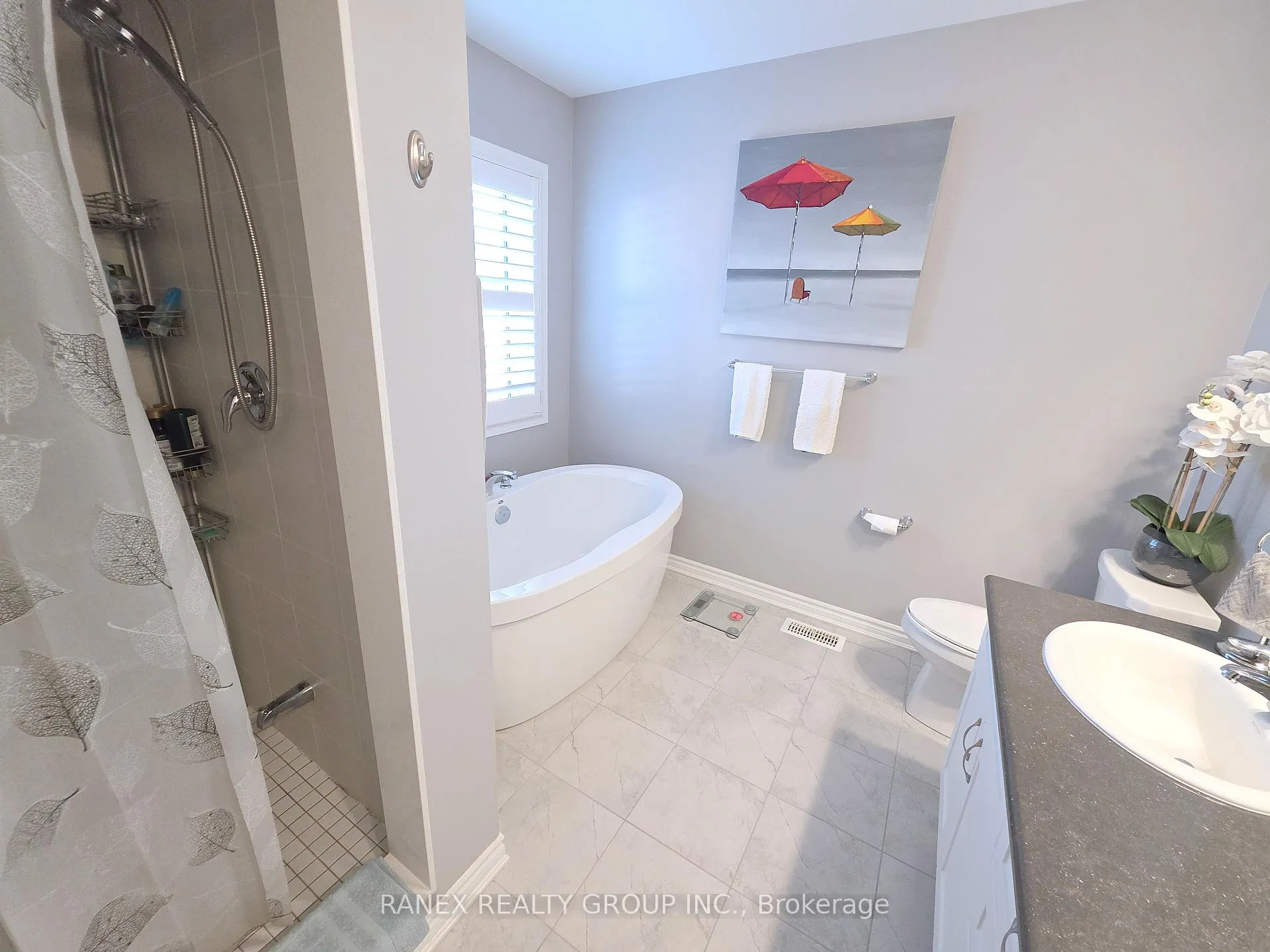 Photo 23 of 13 Littlebeck Crescent, Whitby, Rolling Acres — HOMEH