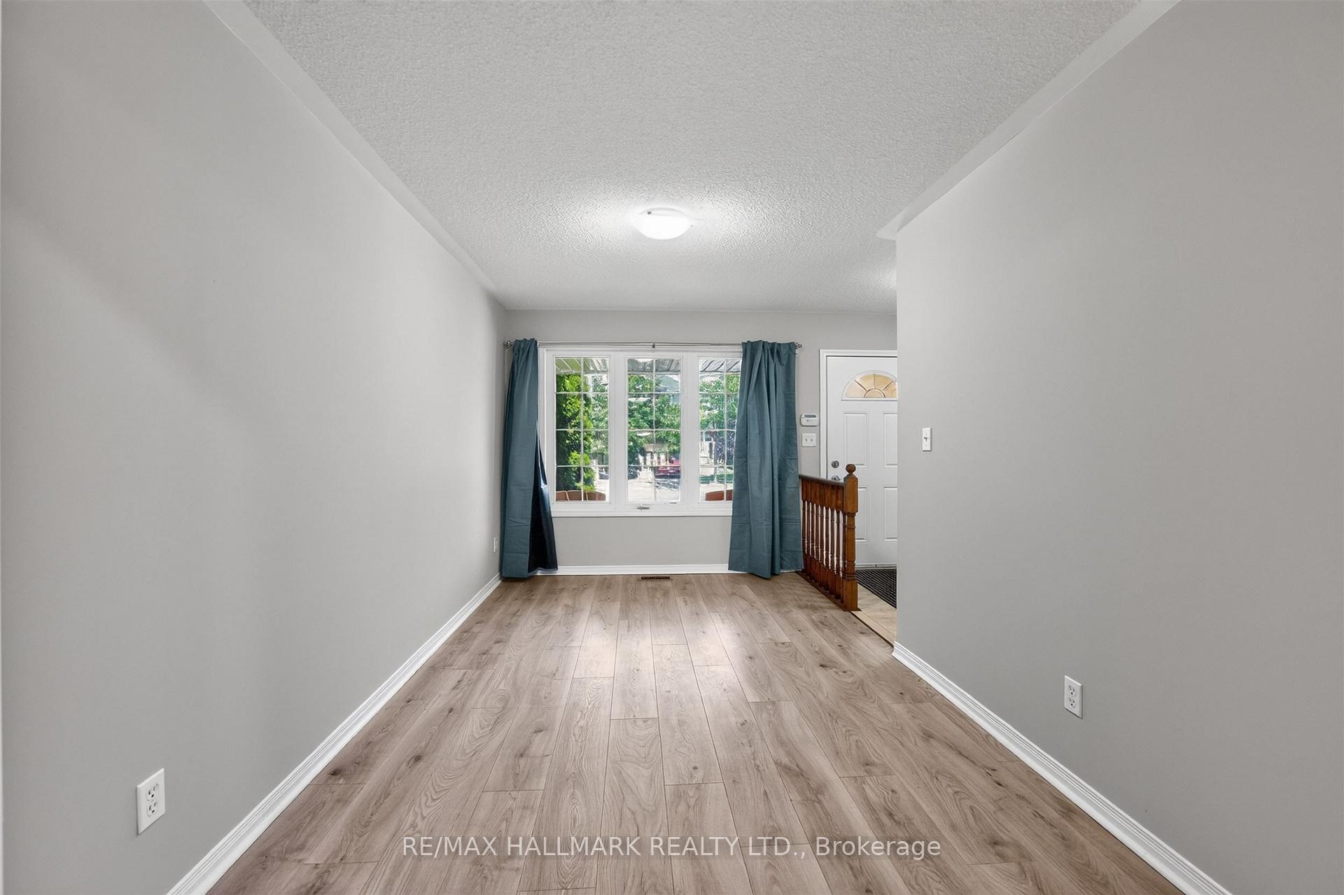 Photo 13 of 563 Luple Avenue, Oshawa, Samac — HOMEH