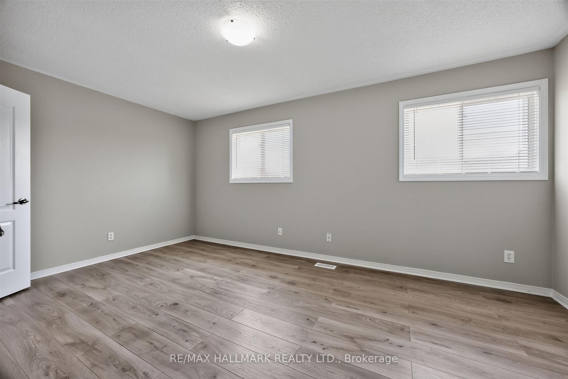 Photo 25 of 563 Luple Avenue, Oshawa, Samac — HOMEH