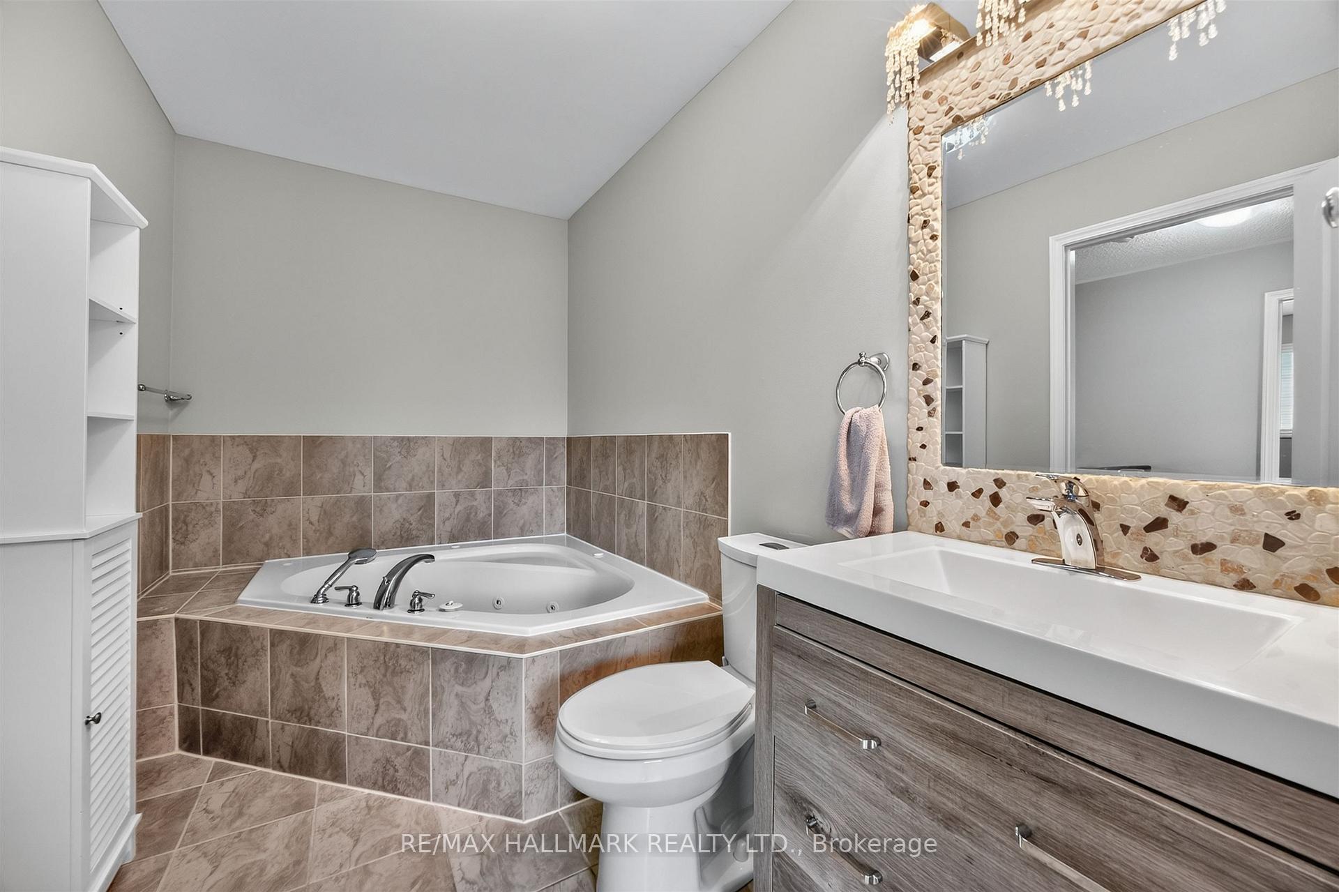 Photo 28 of 563 Luple Avenue, Oshawa, Samac — HOMEH