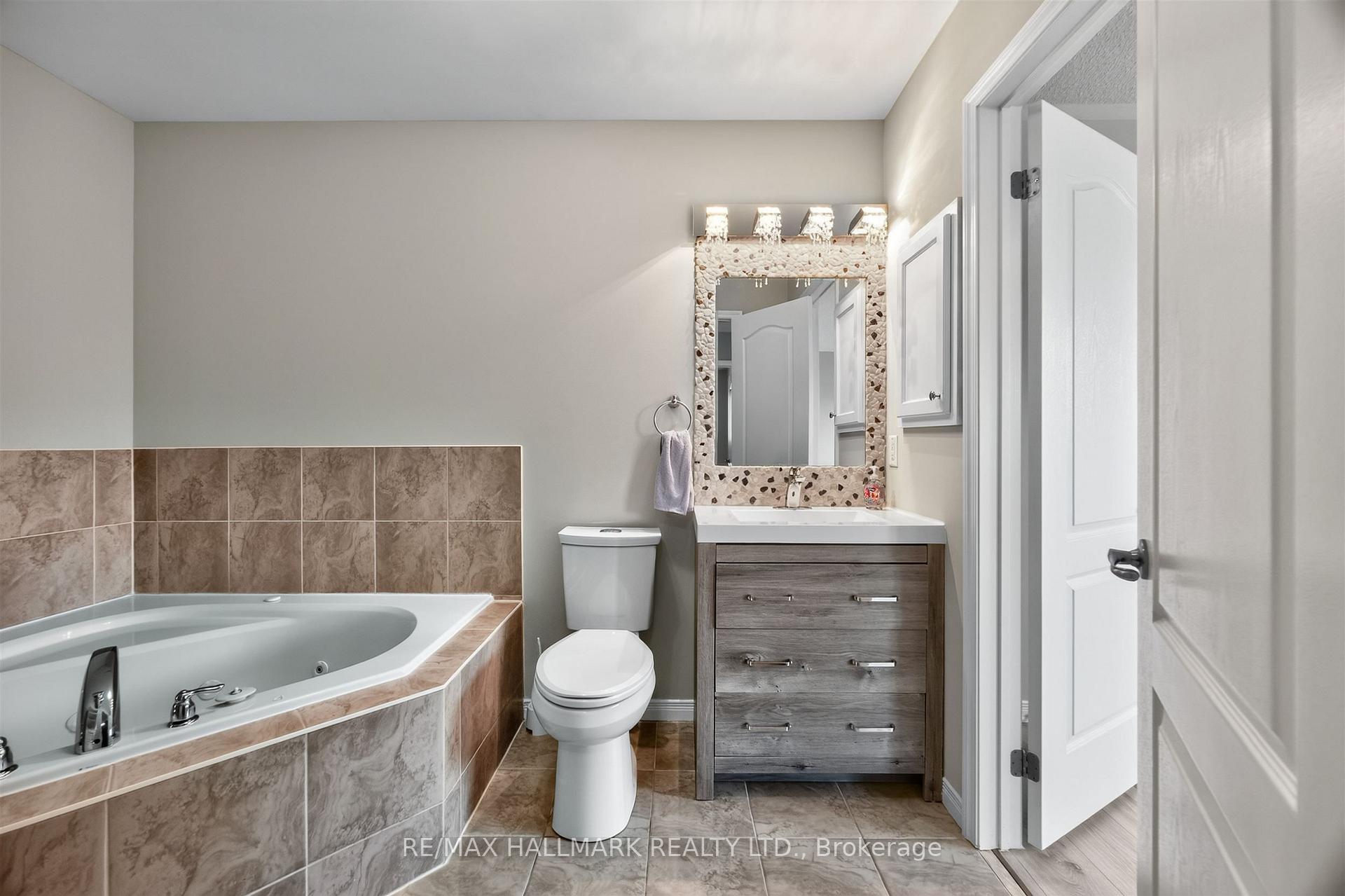 Photo 29 of 563 Luple Avenue, Oshawa, Samac — HOMEH
