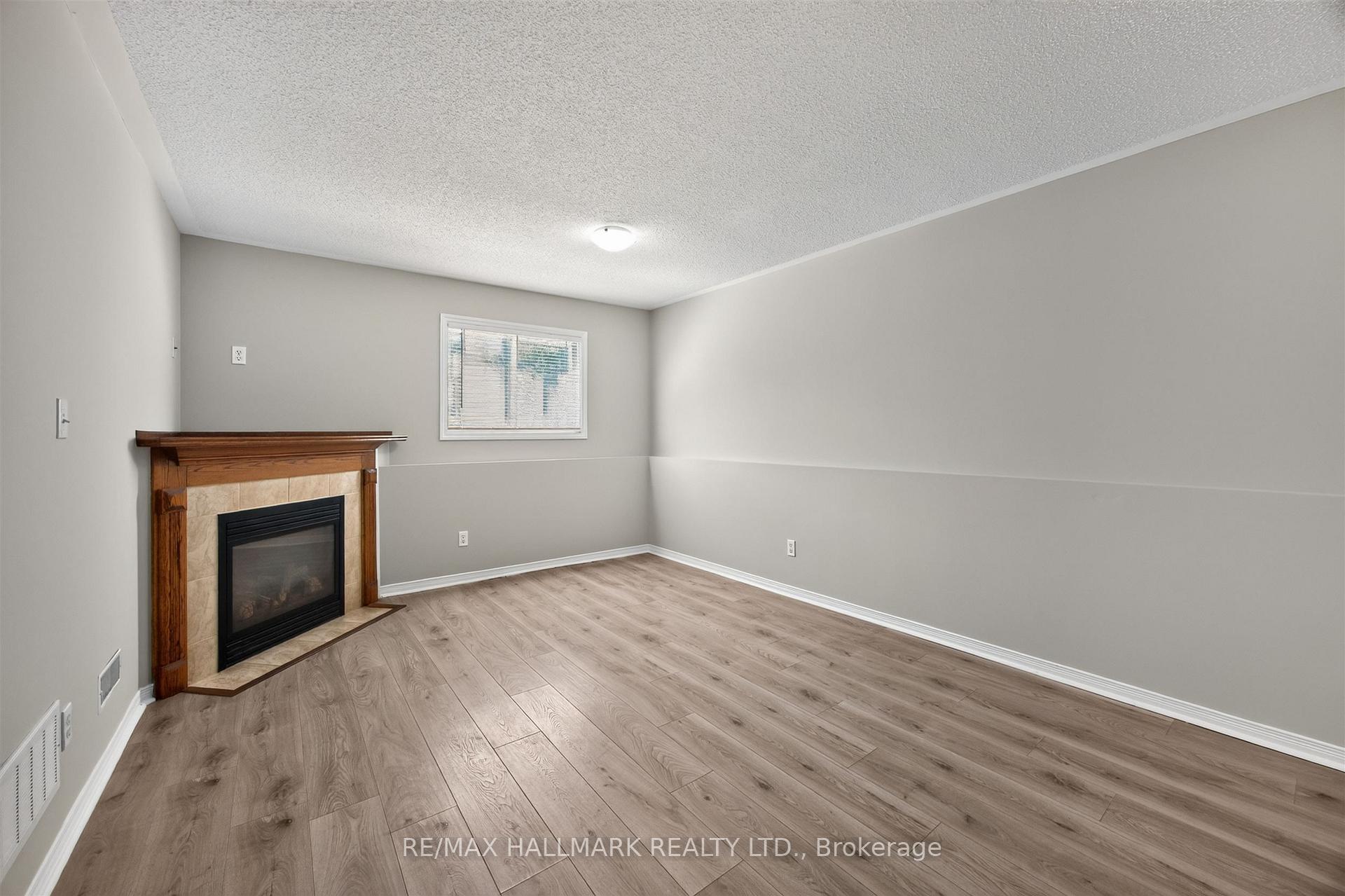 Photo 33 of 563 Luple Avenue, Oshawa, Samac — HOMEH