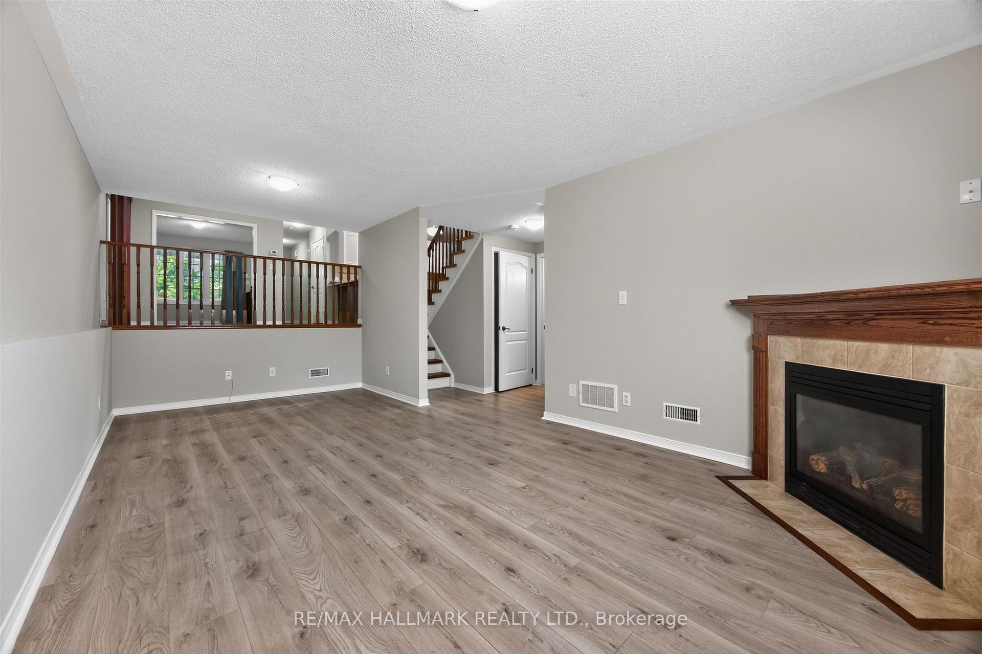 Photo 35 of 563 Luple Avenue, Oshawa, Samac — HOMEH