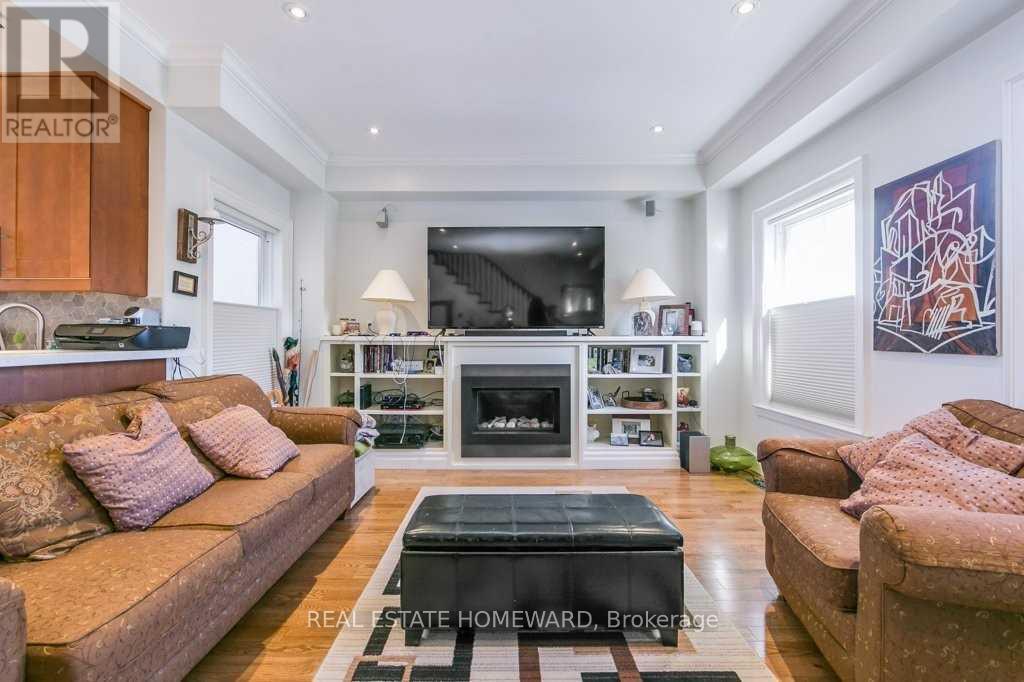 Photo 2 of 76 Redwood Avenue, Toronto, Greenwood-Coxwell — HOMEH