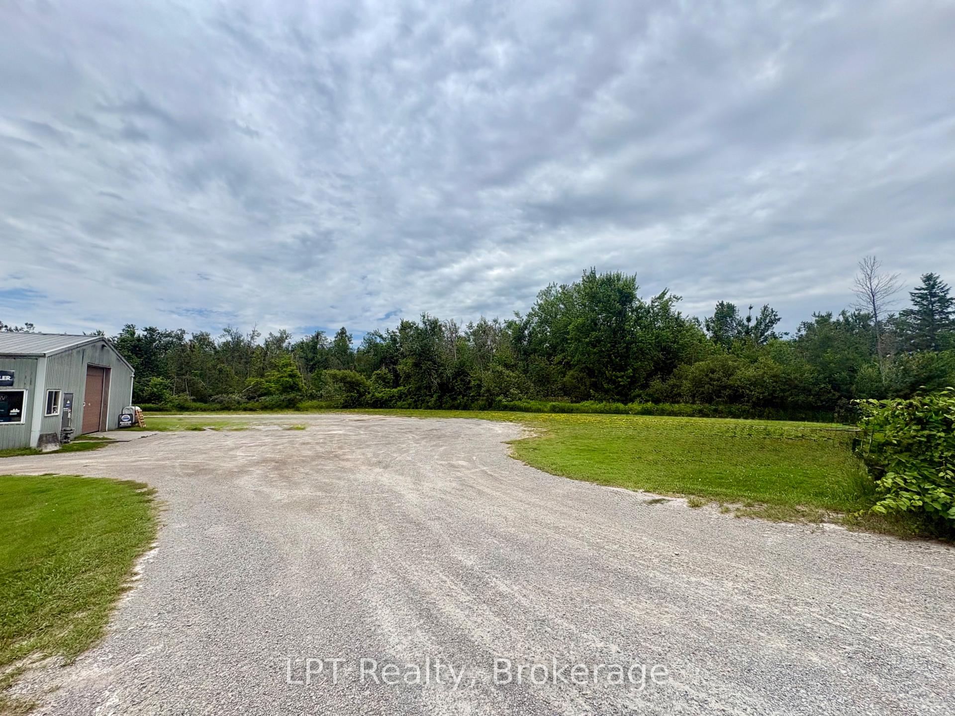Photo 2 of 87 Killarney Bay Road, Kawartha Lakes, Fenelon — HOMEH