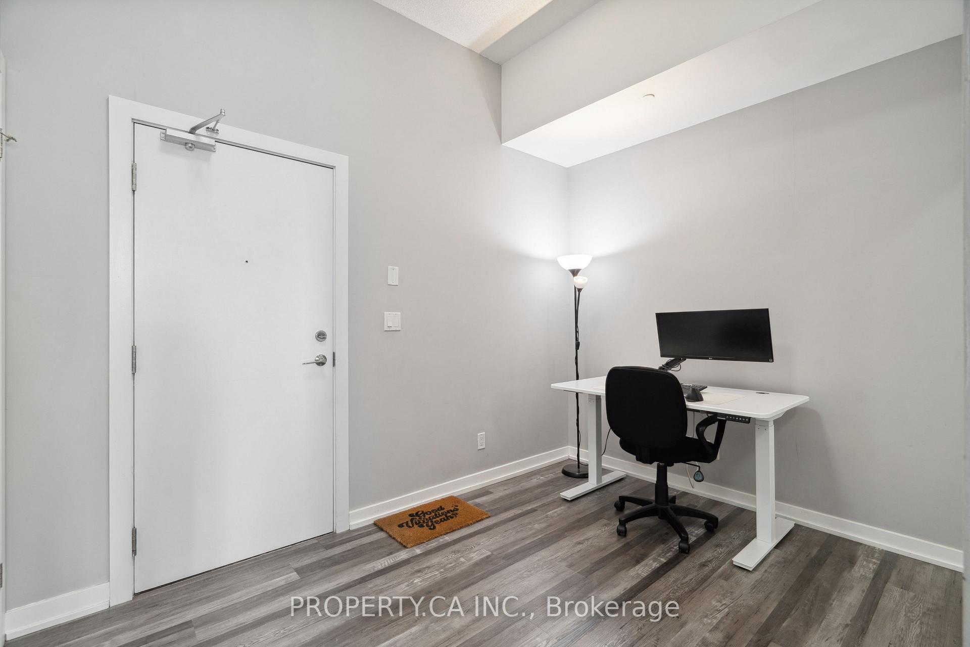Photo 3 of Unit 721, 20 Bruyeres Mews, Toronto, Niagara — HOMEH