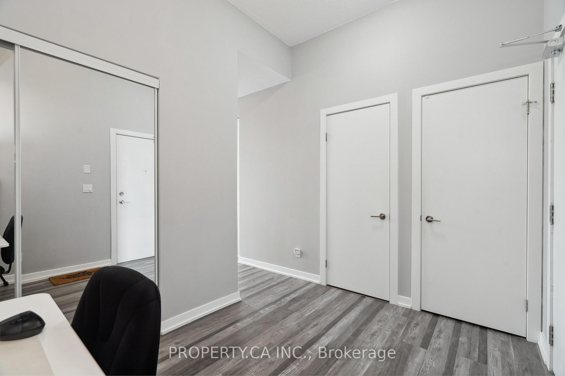 Photo 5 of Unit 721, 20 Bruyeres Mews, Toronto, Niagara — HOMEH