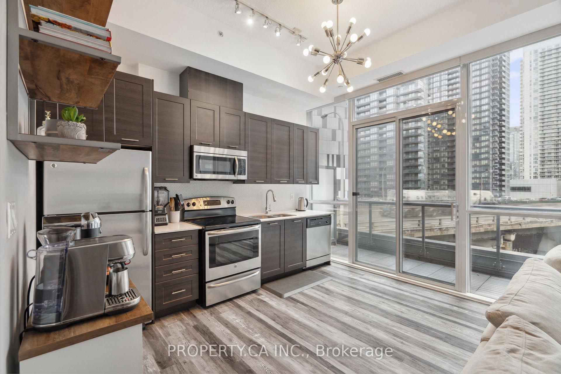 Photo 10 of Unit 721, 20 Bruyeres Mews, Toronto, Niagara — HOMEH