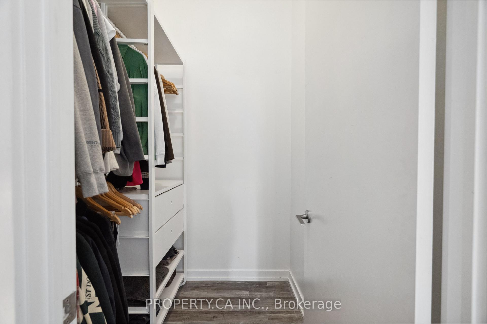 Photo 13 of Unit 721, 20 Bruyeres Mews, Toronto, Niagara — HOMEH