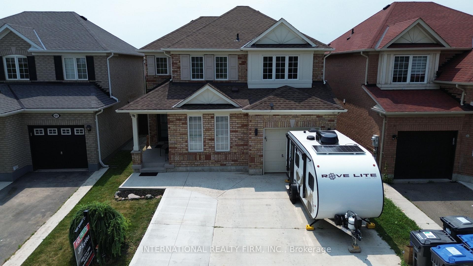 Photo 2 of 62 Williamson Drive, Brampton, Fletcher's Meadow — HOMEH