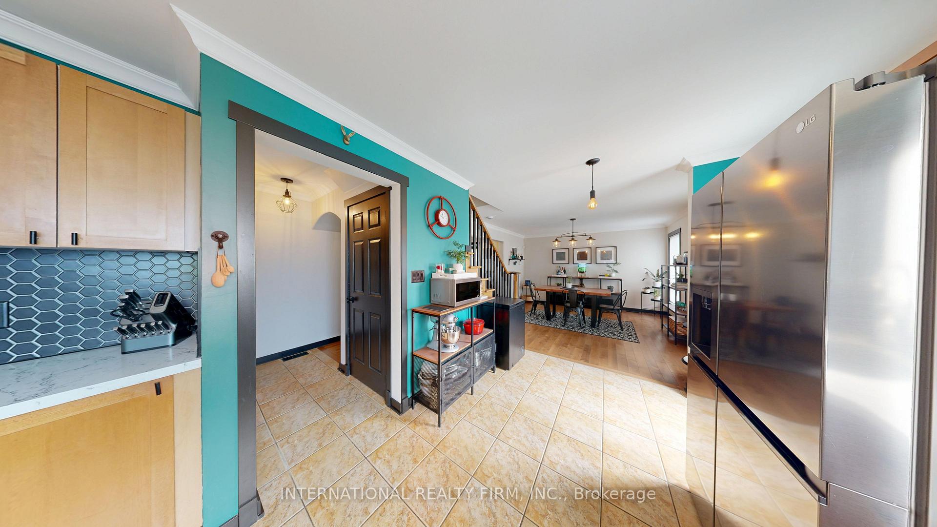 Photo 12 of 62 Williamson Drive, Brampton, Fletcher's Meadow — HOMEH
