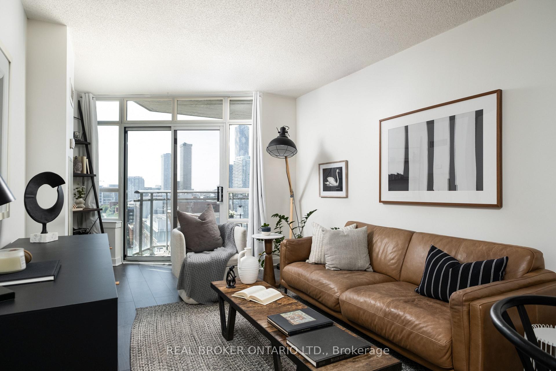 Photo 4 of Unit 1416, 255 Richmond Street E, Toronto, Moss Park — HOMEH