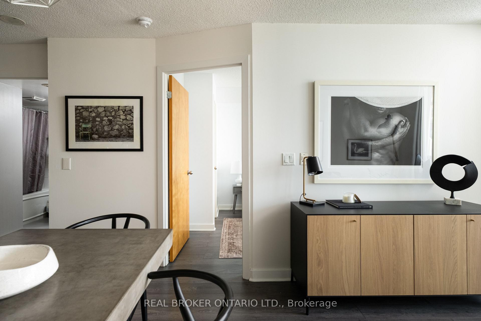 Photo 5 of Unit 1416, 255 Richmond Street E, Toronto, Moss Park — HOMEH