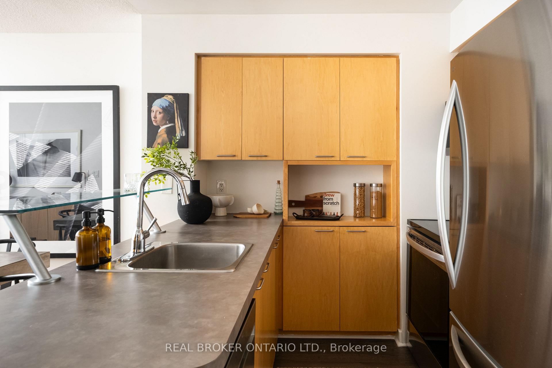 Photo 8 of Unit 1416, 255 Richmond Street E, Toronto, Moss Park — HOMEH