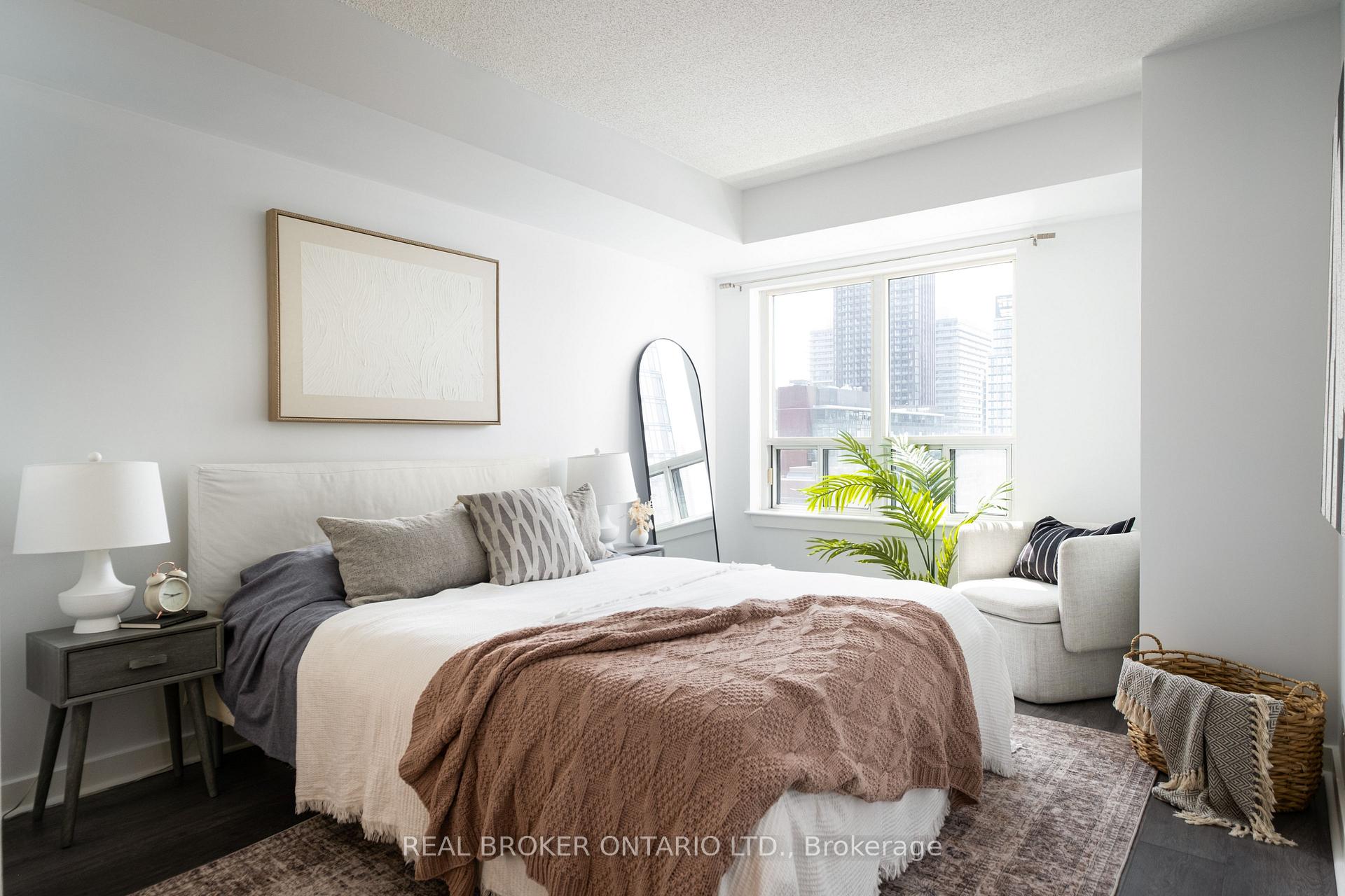 Photo 9 of Unit 1416, 255 Richmond Street E, Toronto, Moss Park — HOMEH