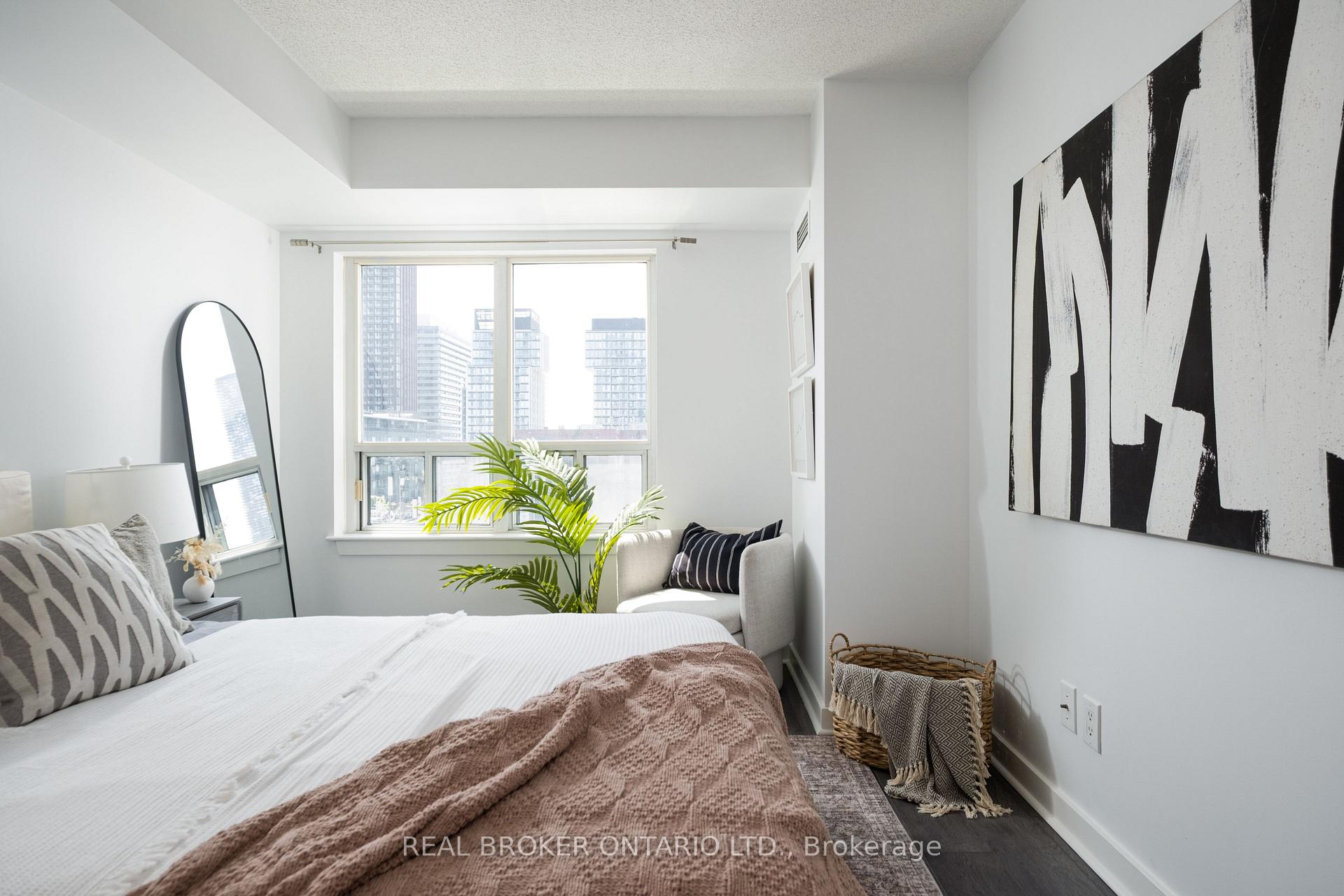 Photo 10 of Unit 1416, 255 Richmond Street E, Toronto, Moss Park — HOMEH