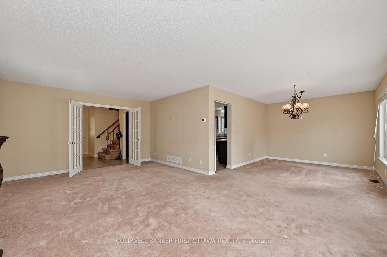 Photo 7 of 30 Rideaucrest Drive, Ottawa, Barrhaven East — HOMEH