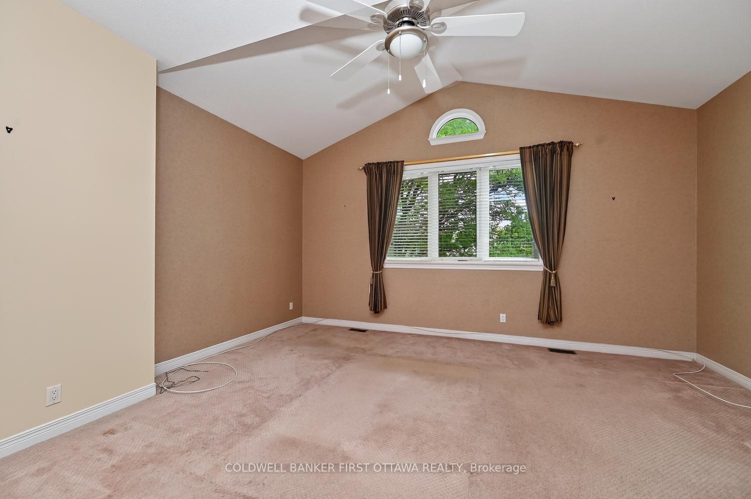Photo 15 of 30 Rideaucrest Drive, Ottawa, Barrhaven East — HOMEH