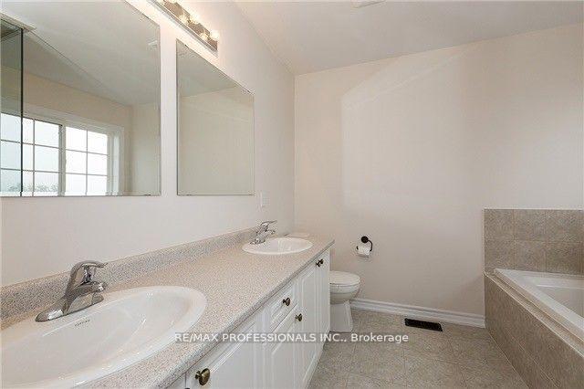 Photo 12 of 650 Murray Meadows Place, Milton, Clarke — HOMEH