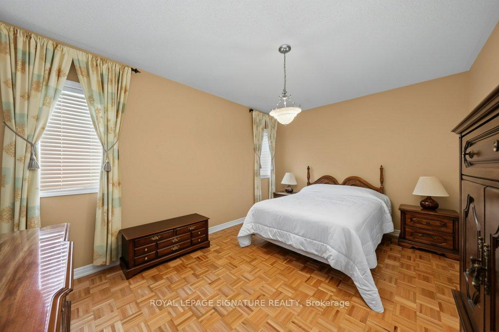 Photo 21 of 26 Saint Clare Boulevard, Vaughan, Vellore Village — HOMEH